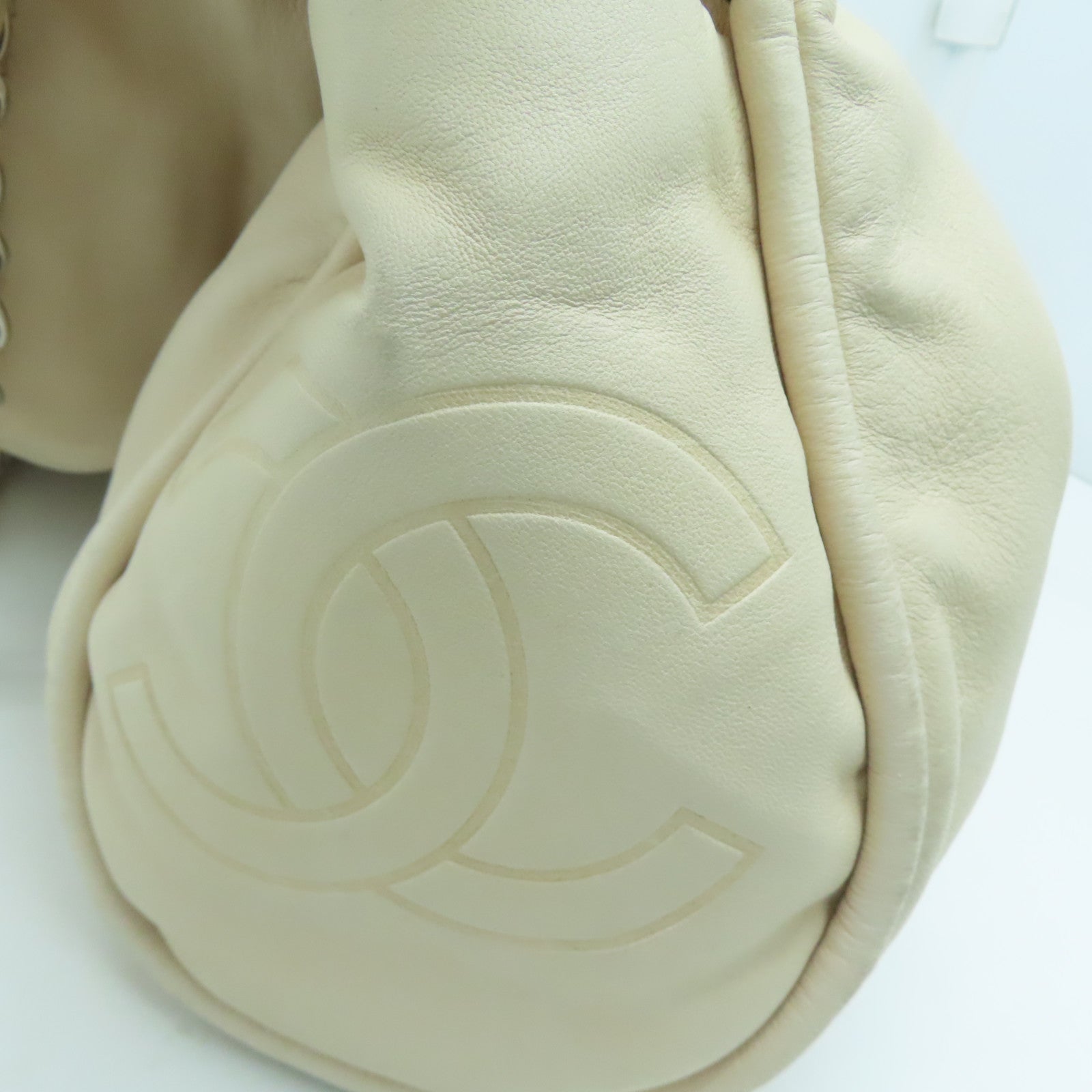 CHANEL 【激減優惠】羊皮皮革Chain Shoulder Bag銀扣肩背袋白色