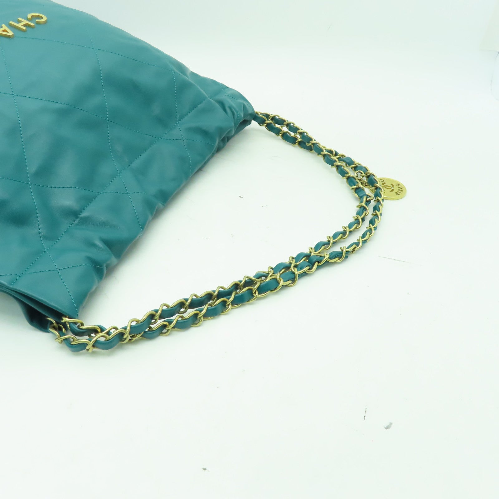 CHANEL 菱格牛皮皮革Chanel 22金扣鏈帶肩背袋綠色