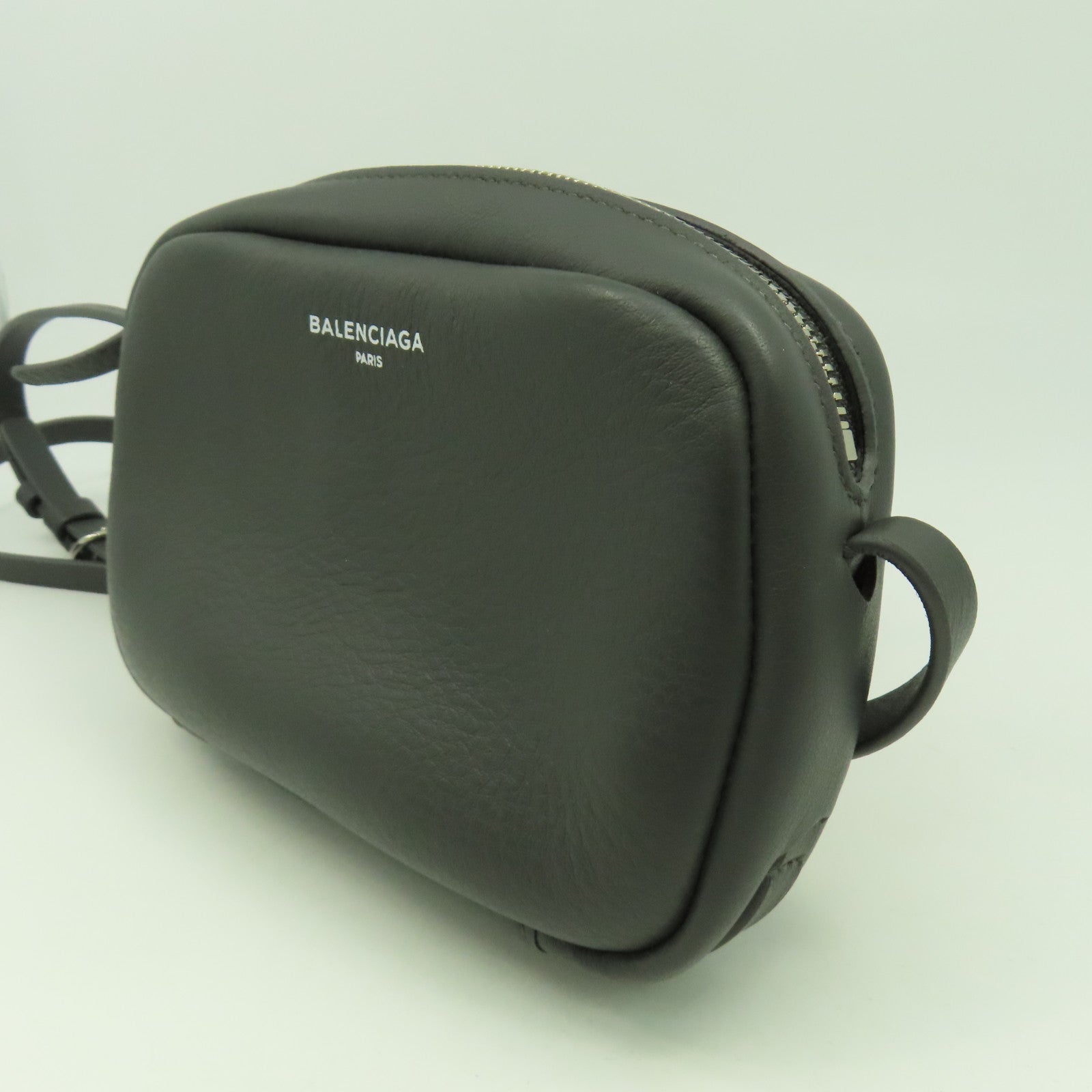 BALENCIAGA 牛皮皮革Exeryay XS銀扣肩背袋灰色
