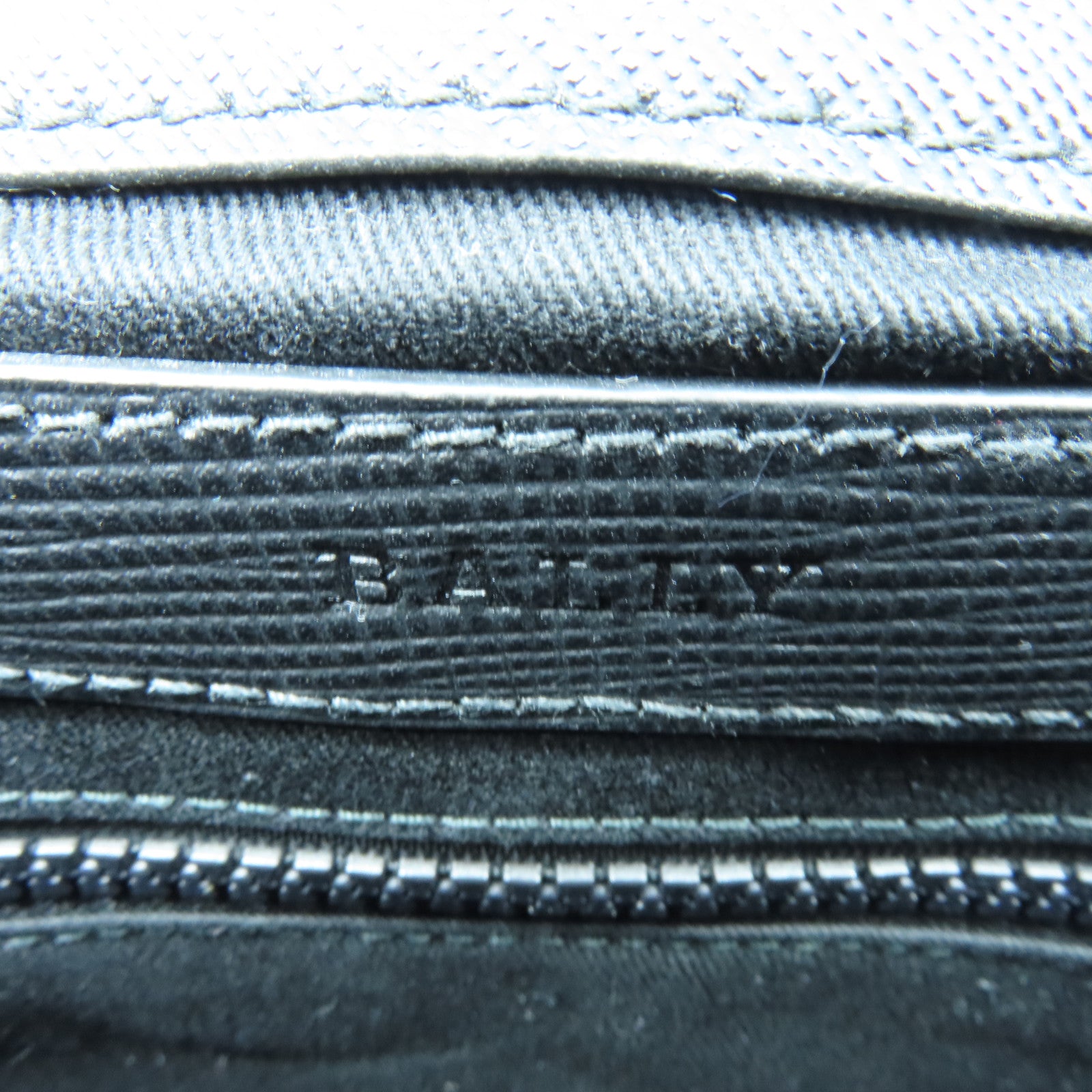 BALLY Cowhide Leather Messenger Bag Black Buckle Shoulder Bag Black
