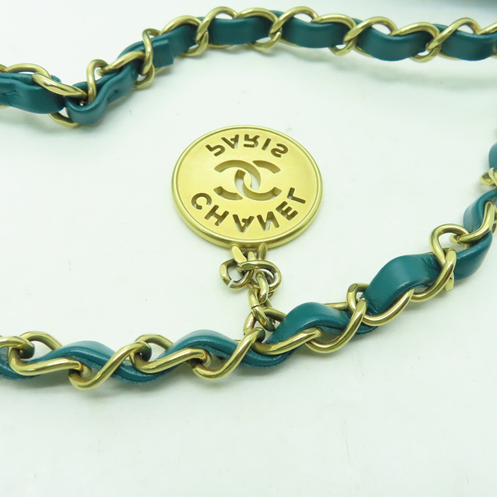CHANEL 菱格牛皮皮革Chanel 22金扣鏈帶肩背袋綠色