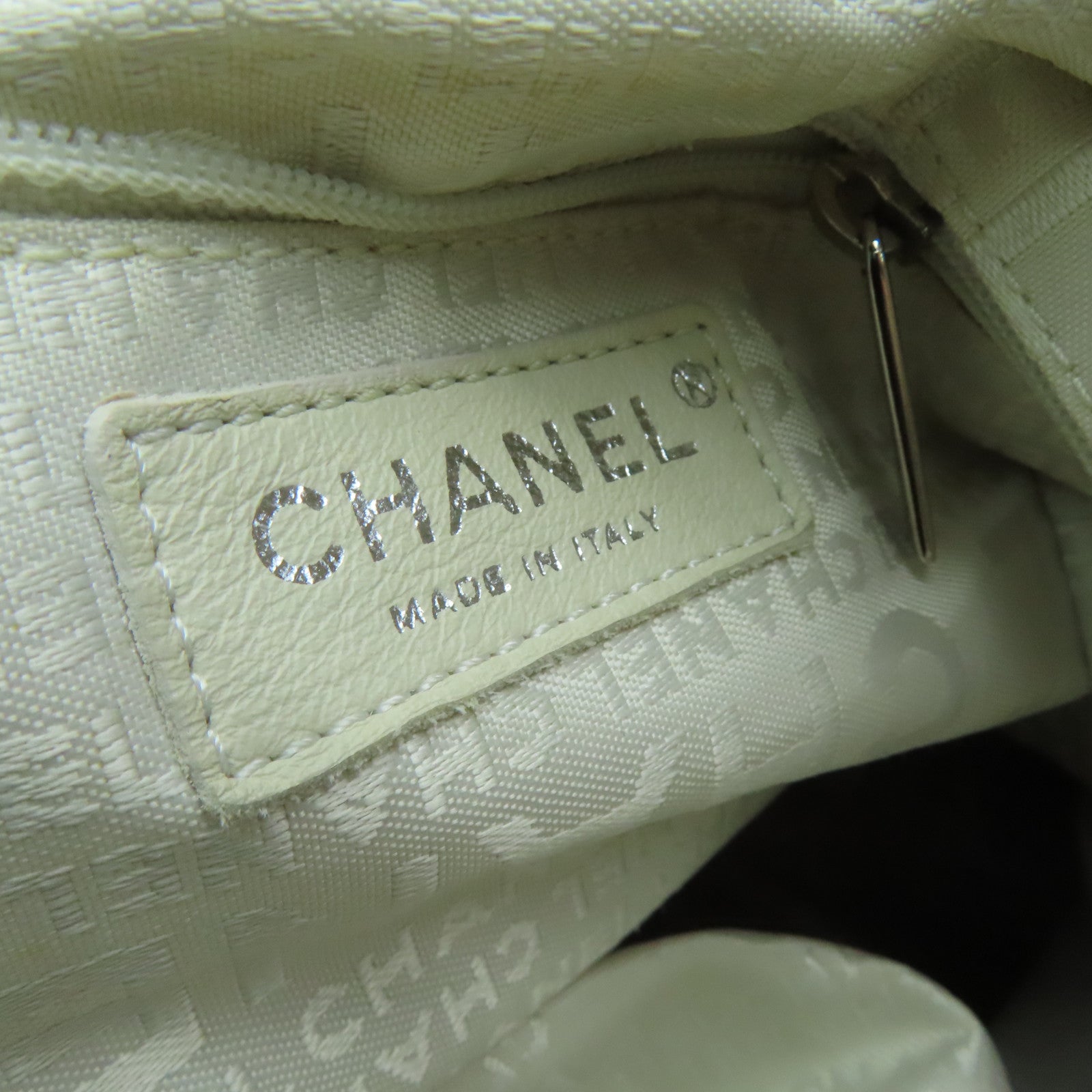 CHANEL 【激減優惠】羊皮皮革Chain Shoulder Bag銀扣肩背袋白色