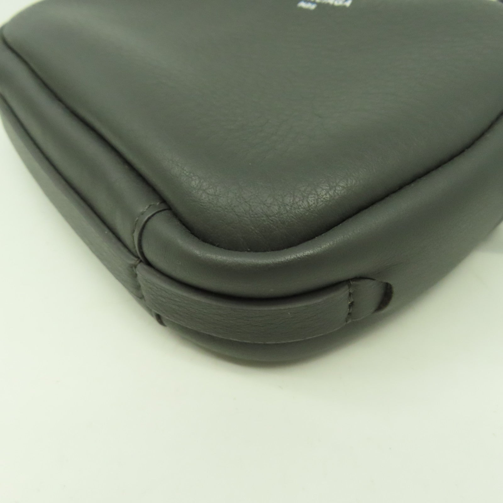 BALENCIAGA 牛皮皮革Exeryay XS銀扣肩背袋灰色