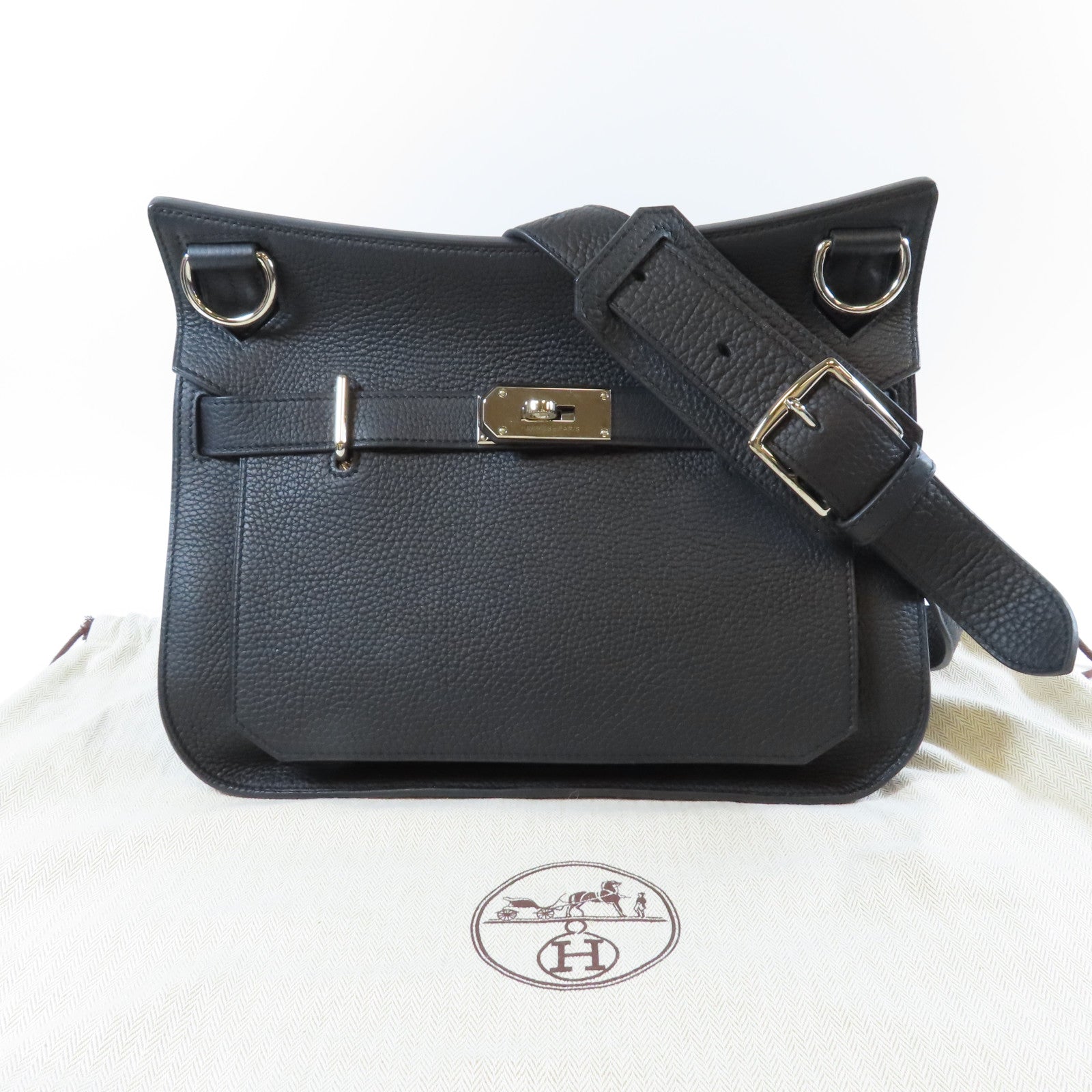 HERMES Clemence皮革Jypsiere 31銀扣肩背袋Noir黑色