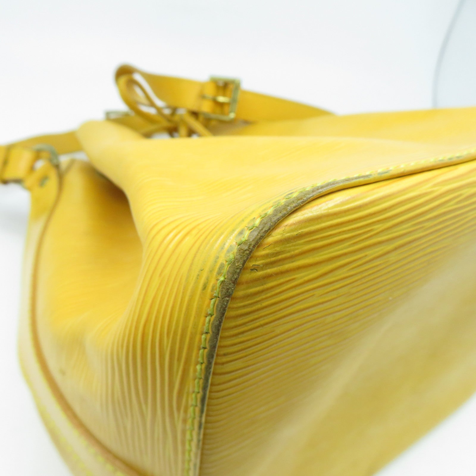 LOUIS VUITTON Epi Noe Shoulder Bag金扣肩背袋黃色