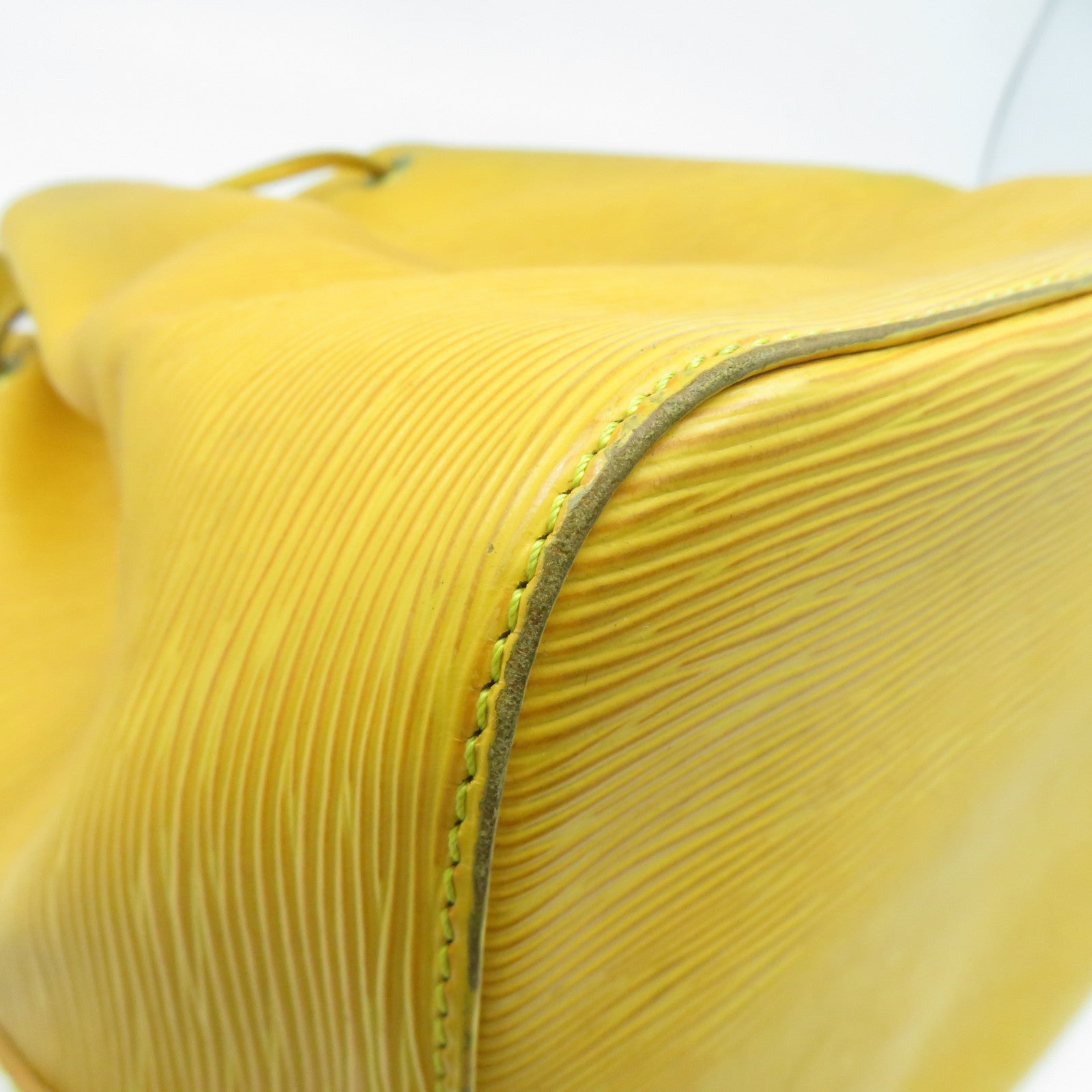 LOUIS VUITTON Epi Noe Shoulder Bag金扣肩背袋黃色