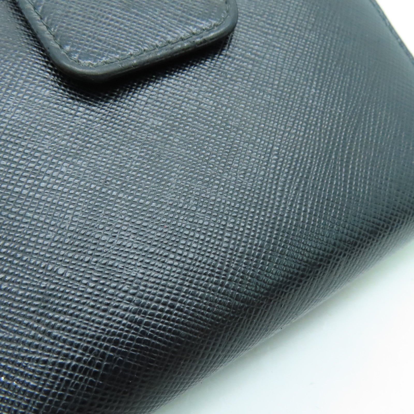 PRADA Saffiano皮革Wallet金扣錢包黑色