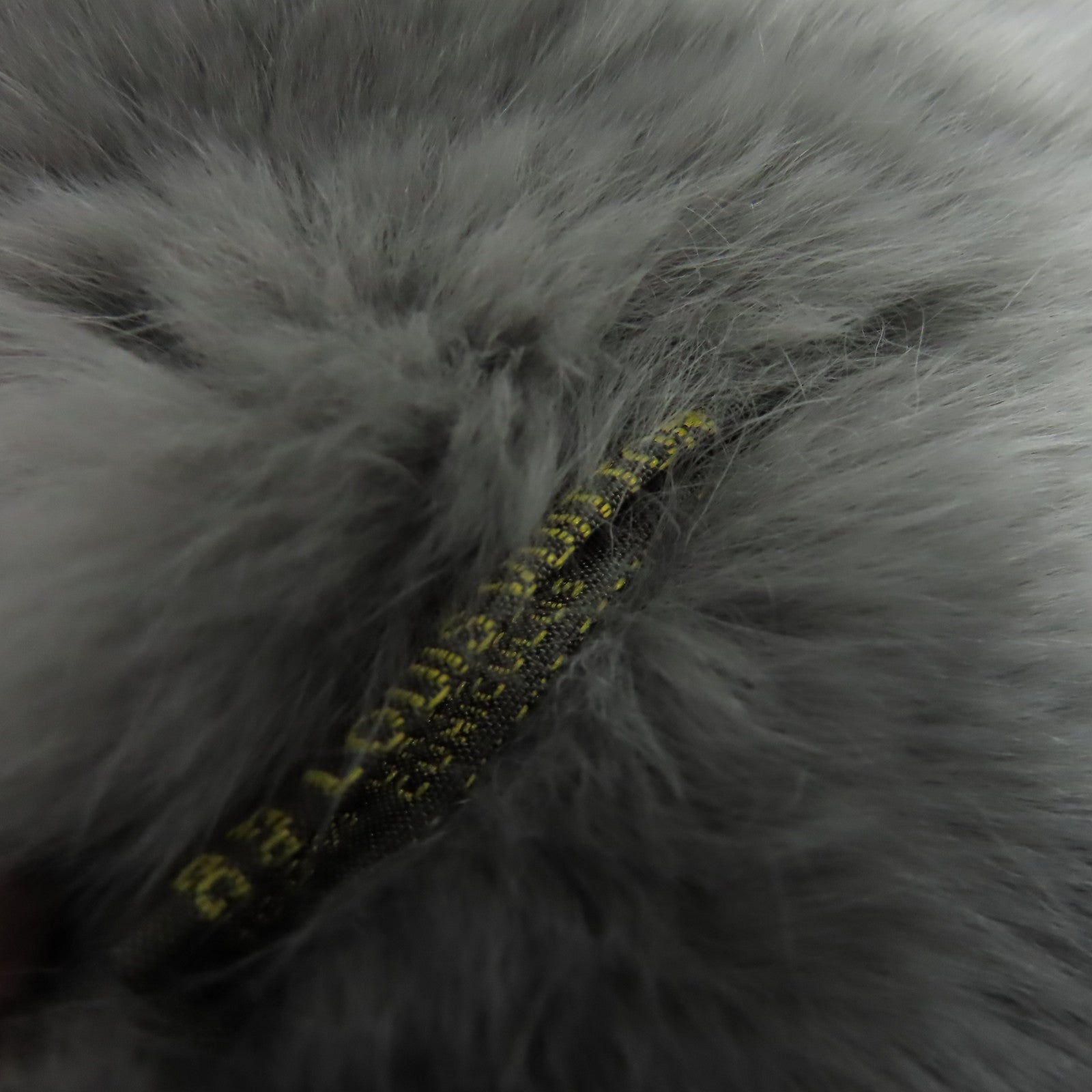LOUIS VUITTON 兔毛Scarf圍巾灰色