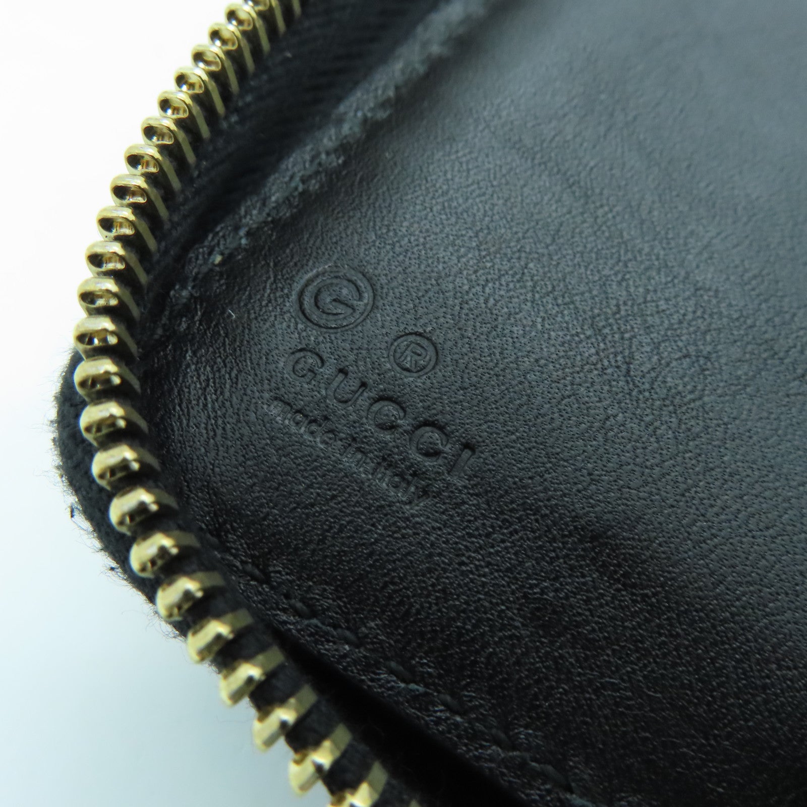 GUCCI Cowhide Leather Wallet Gold Buckle Wallet Black