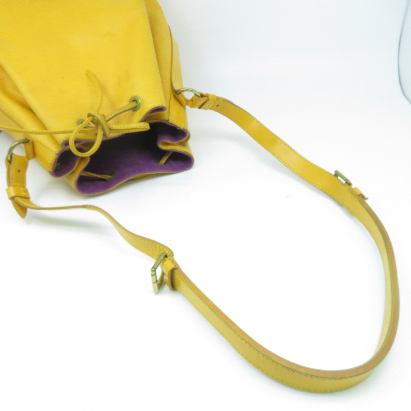 LOUIS VUITTON Epi Noe Shoulder Bag金扣肩背袋黃色