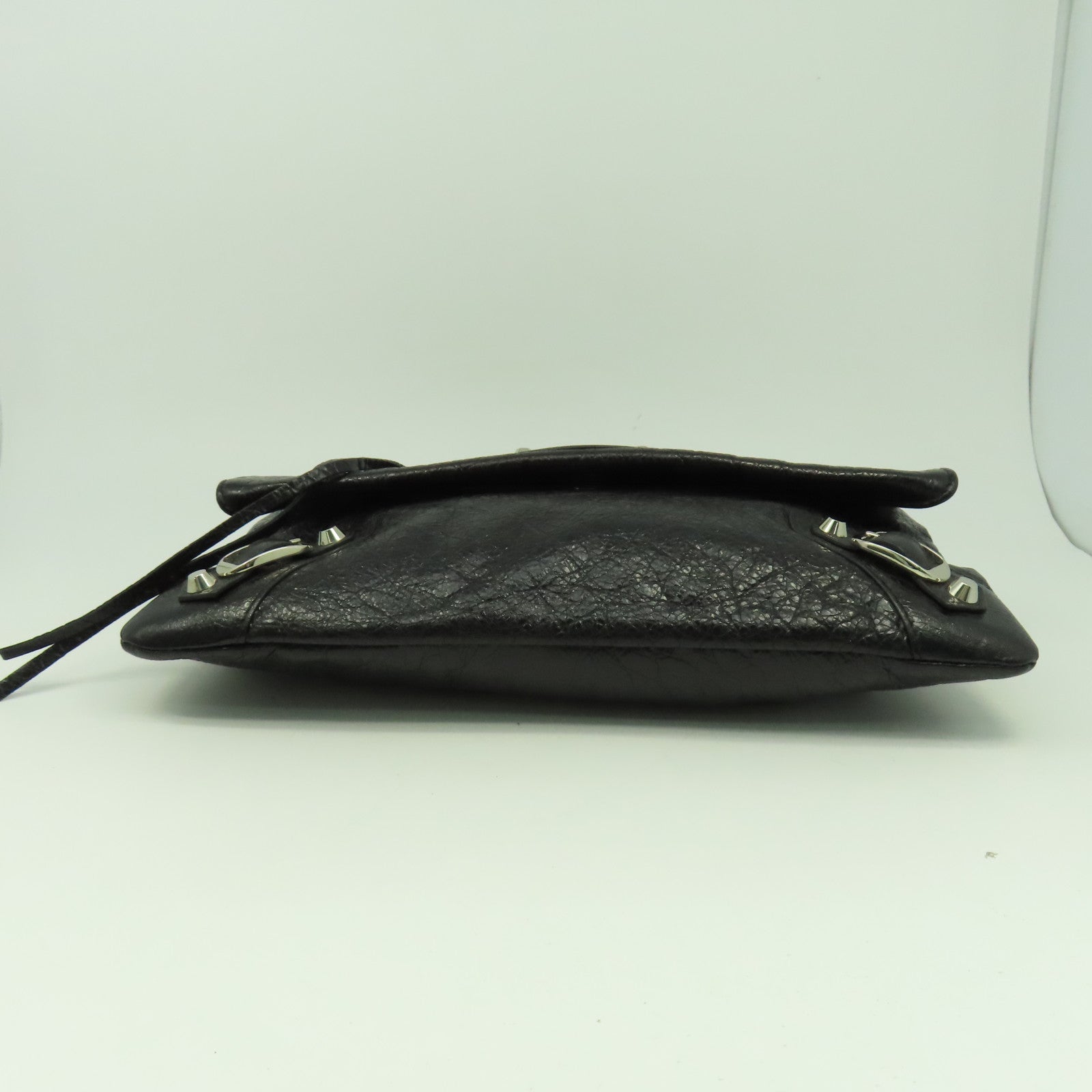 BALENCIAGA 牛皮皮革Shoulder Bag銀扣肩背袋黑色