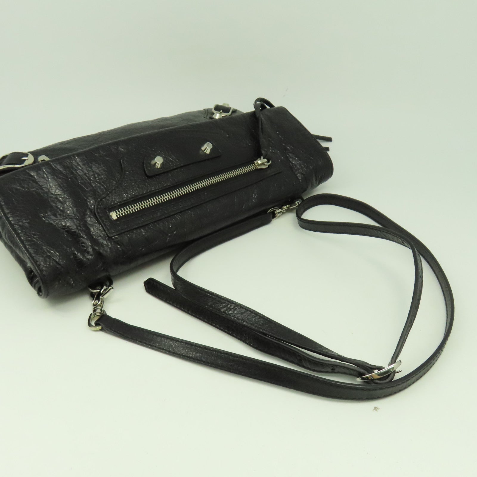 BALENCIAGA 牛皮皮革Shoulder Bag銀扣肩背袋黑色