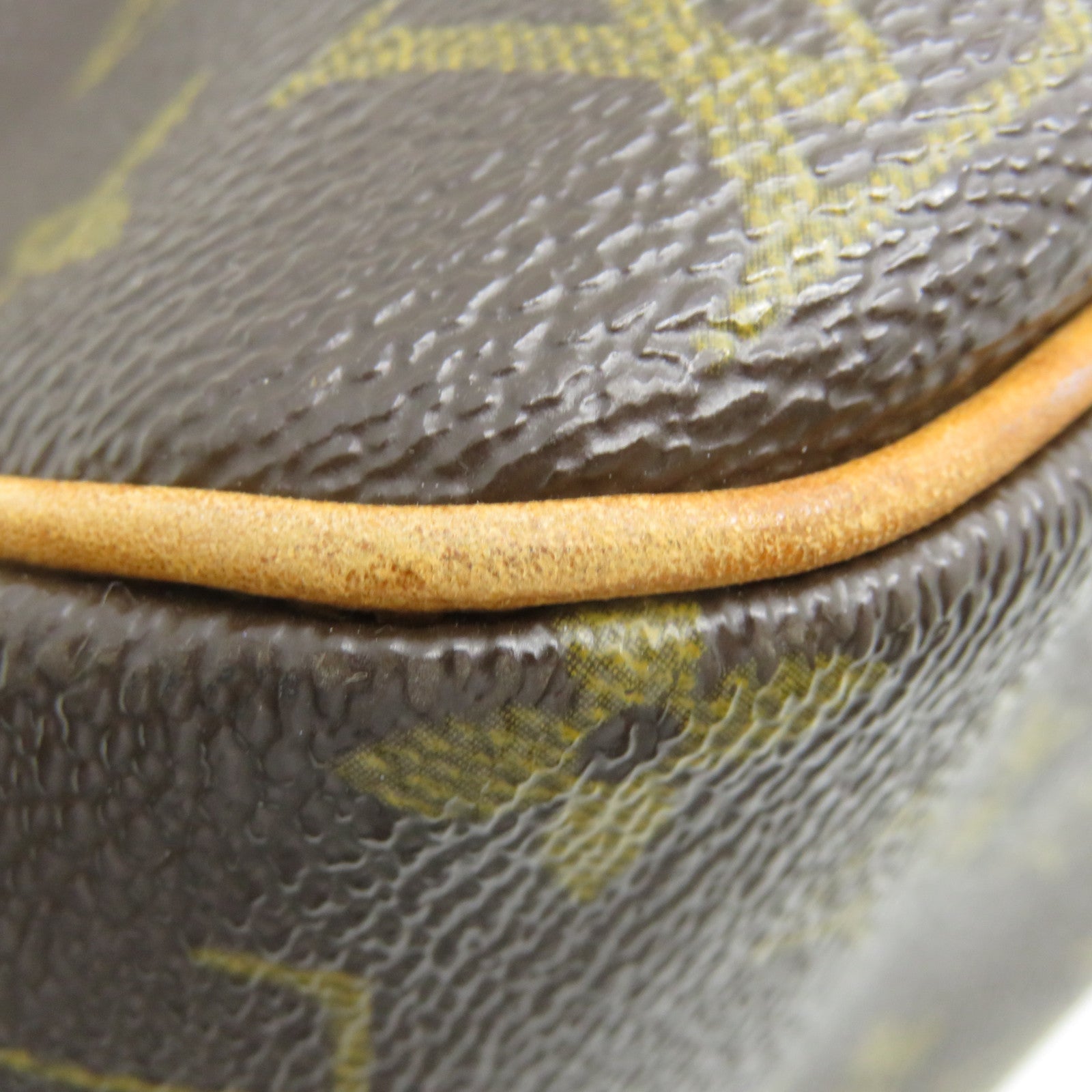 LOUIS VUITTON Monogram Batignolles Horizont Shoulder Bag brown