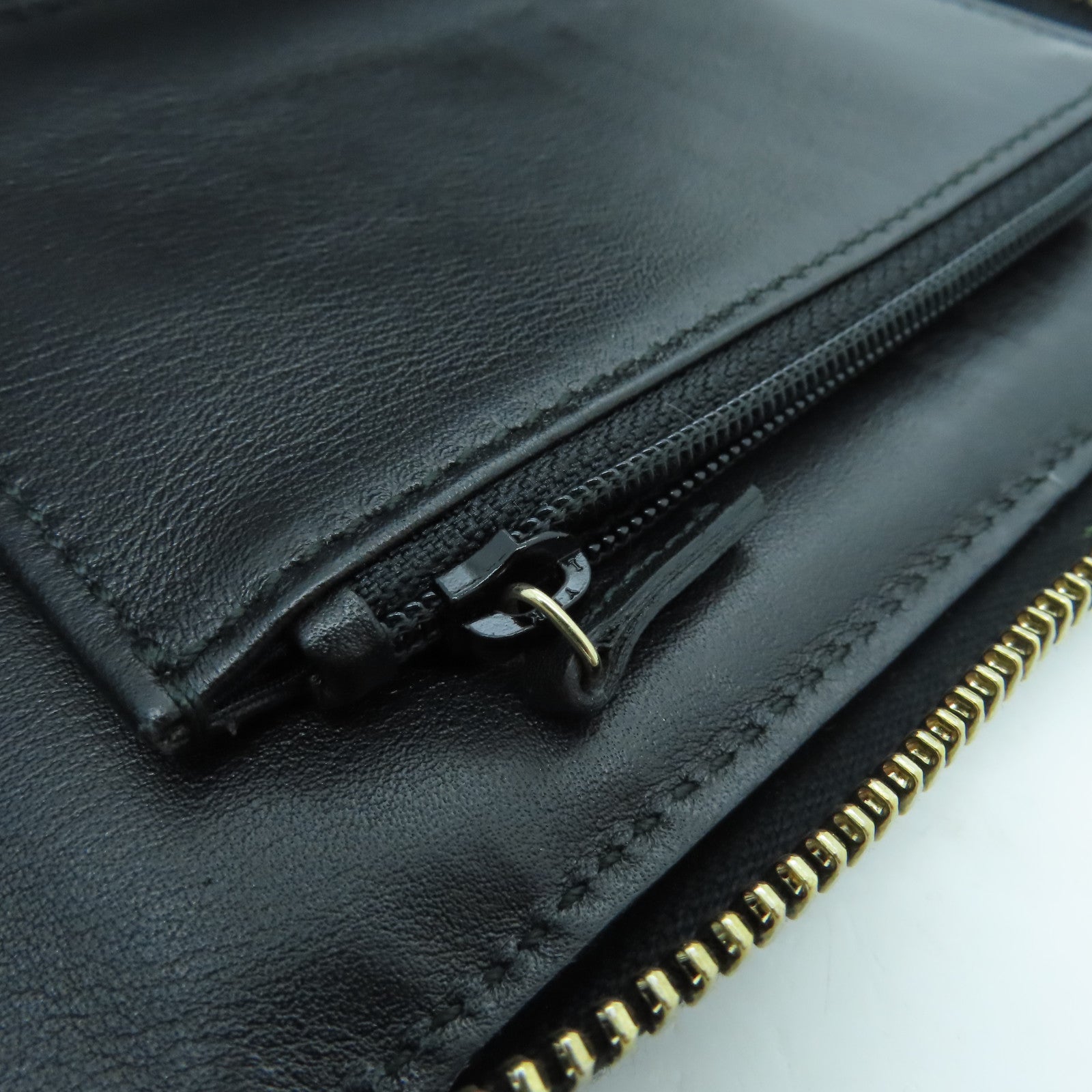 GUCCI Cowhide Leather Wallet Gold Buckle Wallet Black