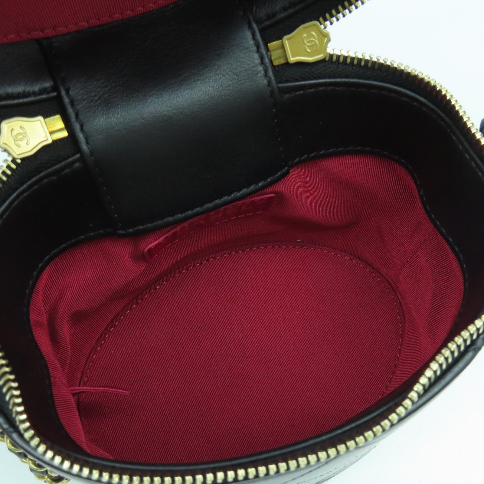 CHANEL 菱格牛皮皮革Chain Shoulder Bag金扣鏈帶肩背袋黑色