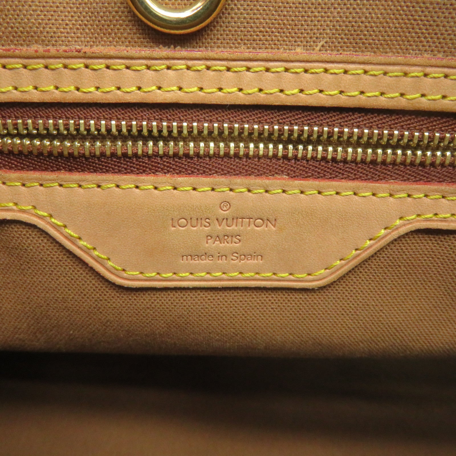 LOUIS VUITTON Monogram Batignolles Horizont Shoulder Bag brown