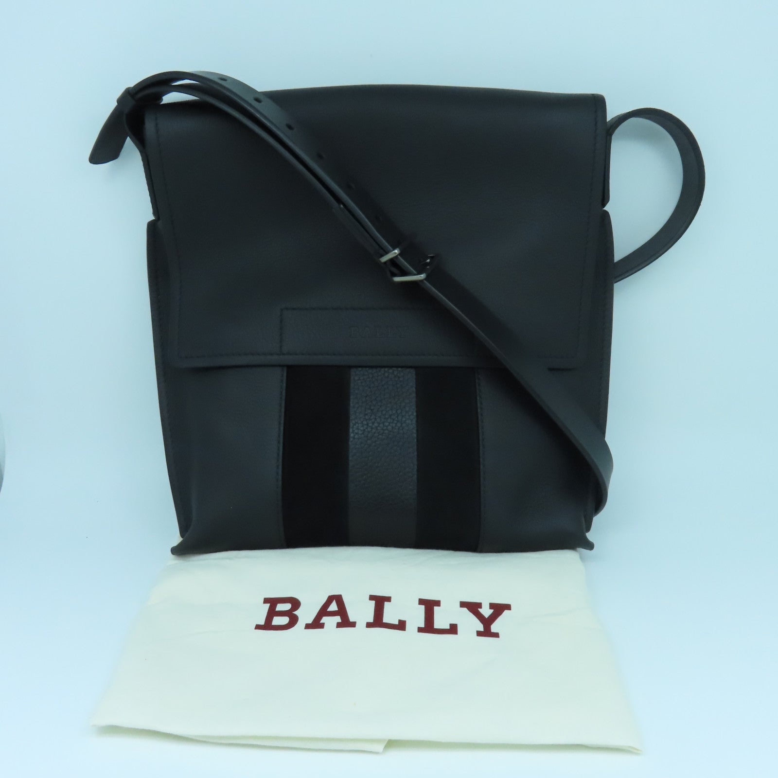 BALLY 牛皮皮革Shoulder Bag黑扣肩背袋黑色