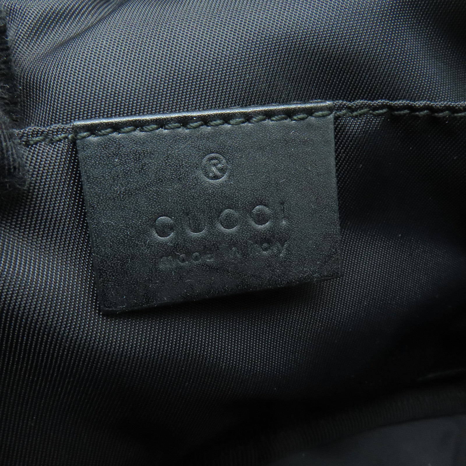 GUCCI 【激減優惠】尼龍Shoulder Bag銀扣肩背袋黑色