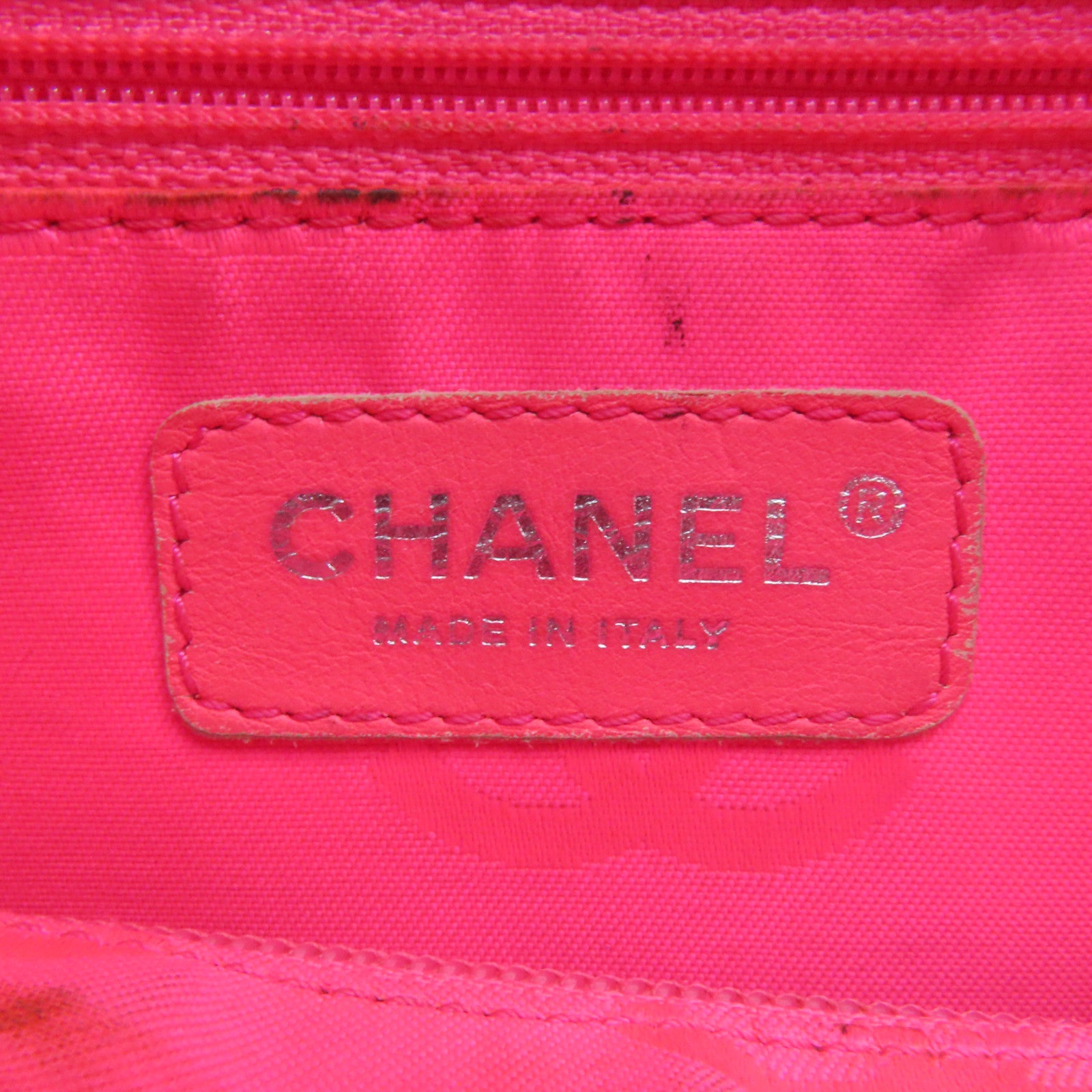 CHANEL 菱格牛皮皮革Cambon Totebag銀扣肩背袋黑色