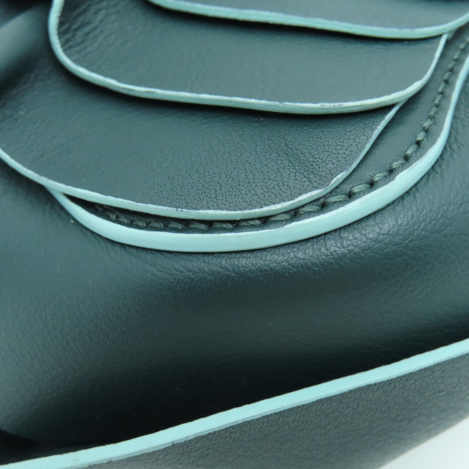 FENDI 牛皮皮革Shoulder Bag銀扣肩背袋綠色