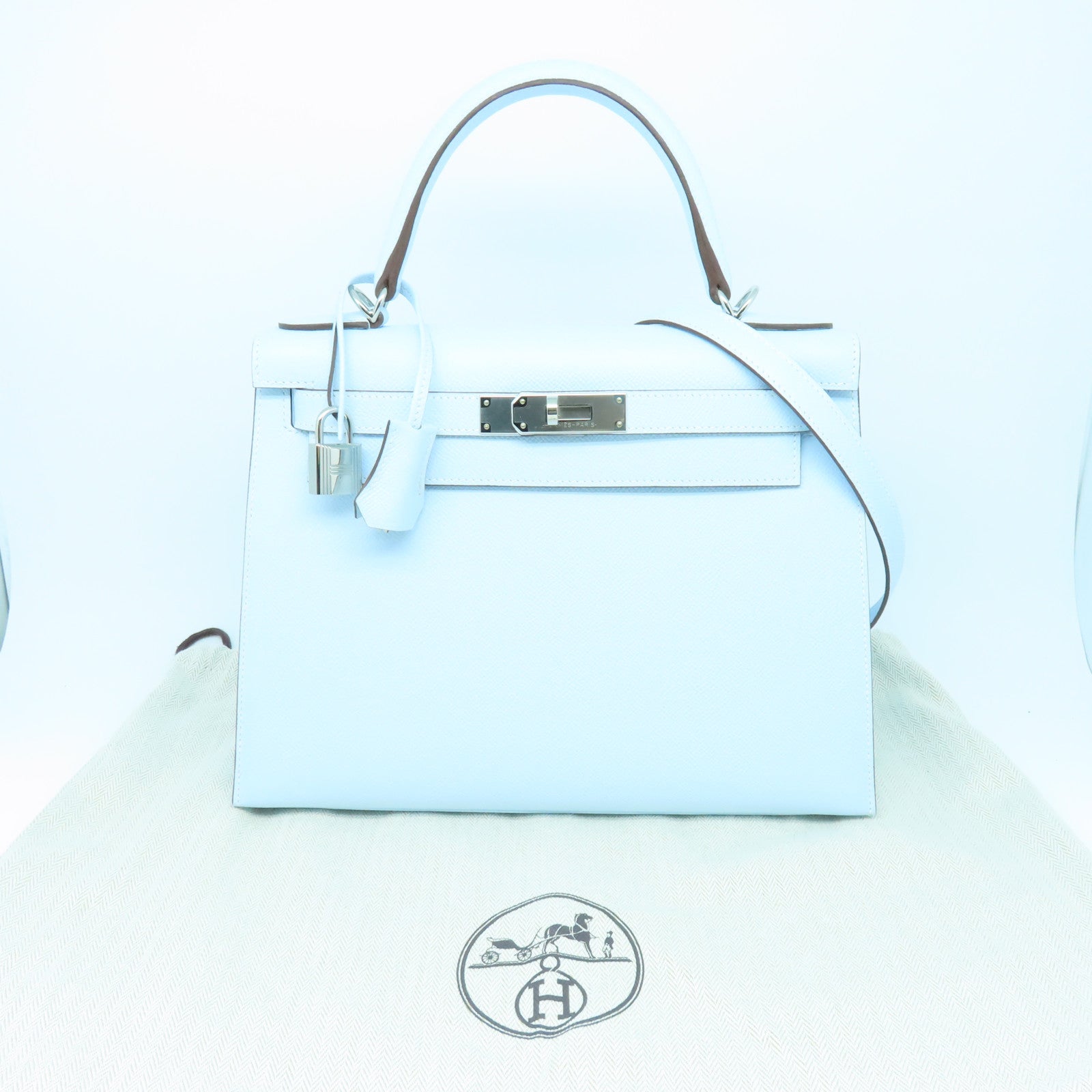 HERMES Epsom皮革Kelly 28銀扣手挽袋Blue Brume淺藍色
