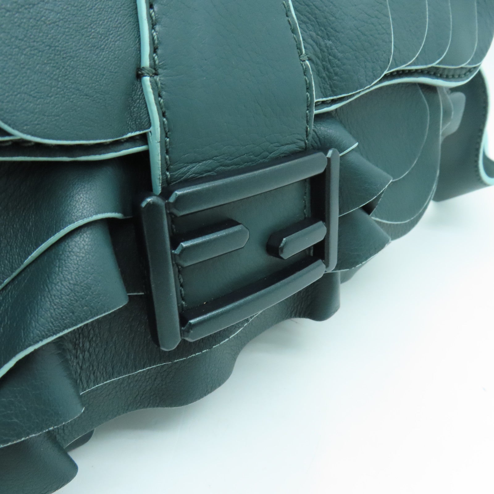 FENDI 牛皮皮革Shoulder Bag銀扣肩背袋綠色