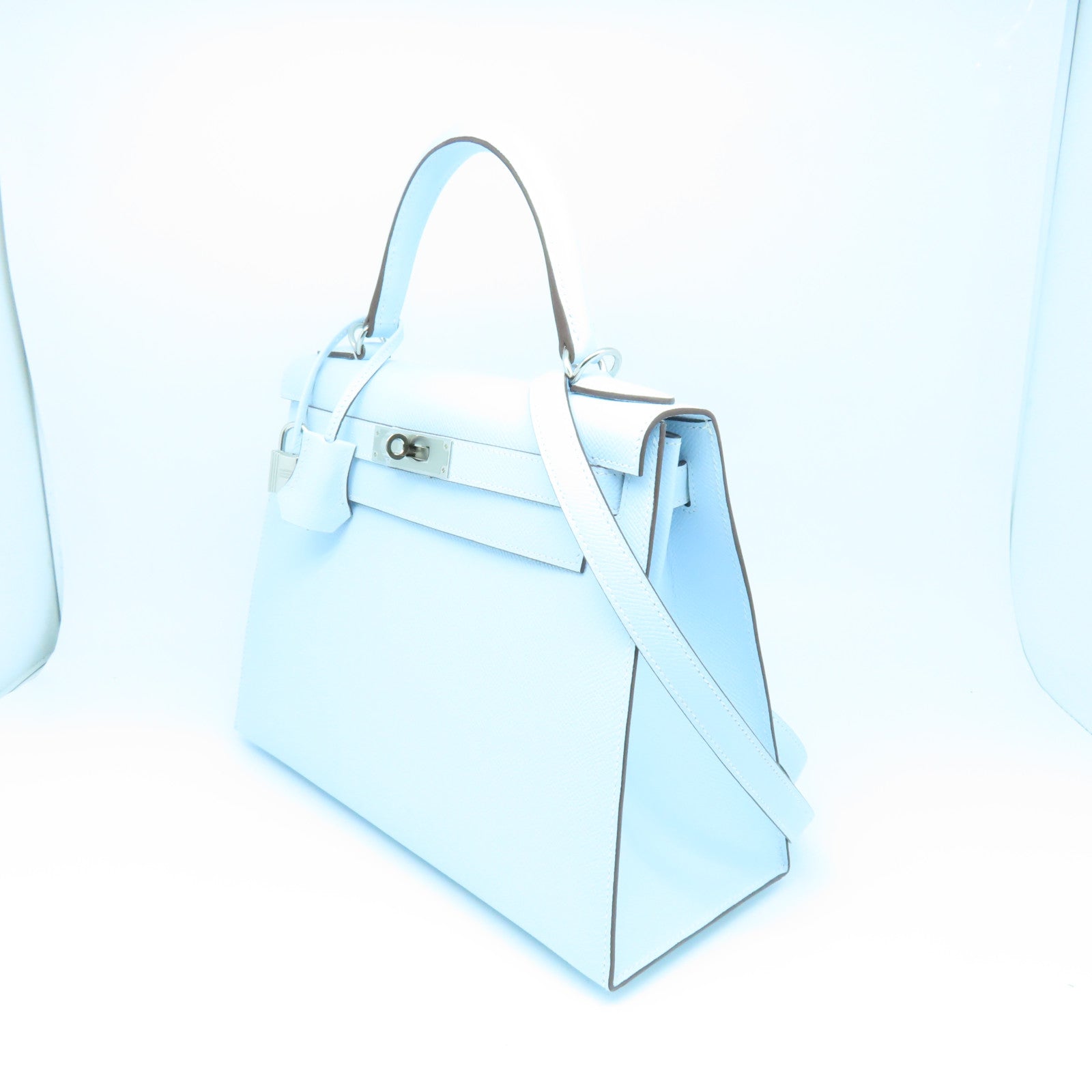 HERMES Epsom皮革Kelly 28銀扣手挽袋Blue Brume淺藍色