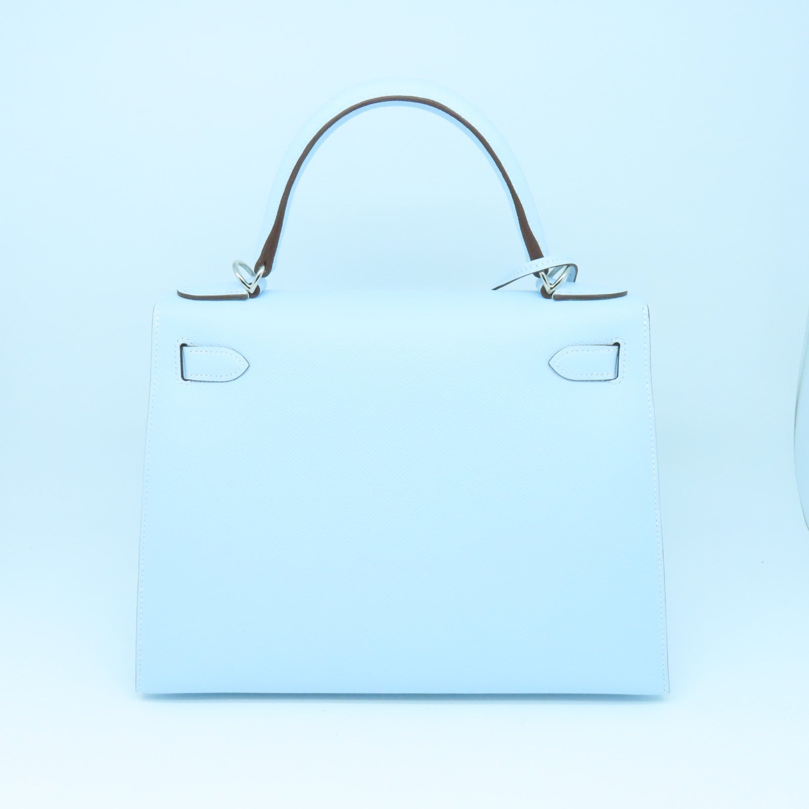 HERMES Epsom皮革Kelly 28銀扣手挽袋Blue Brume淺藍色