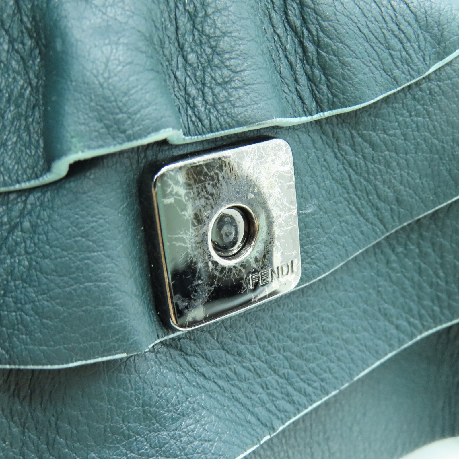 FENDI 牛皮皮革Shoulder Bag銀扣肩背袋綠色