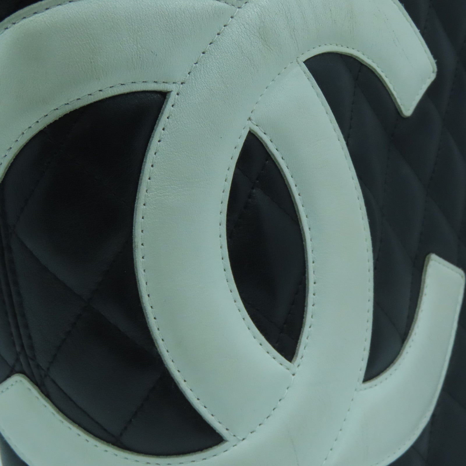 CHANEL 菱格牛皮皮革Cambon Totebag銀扣肩背袋黑色