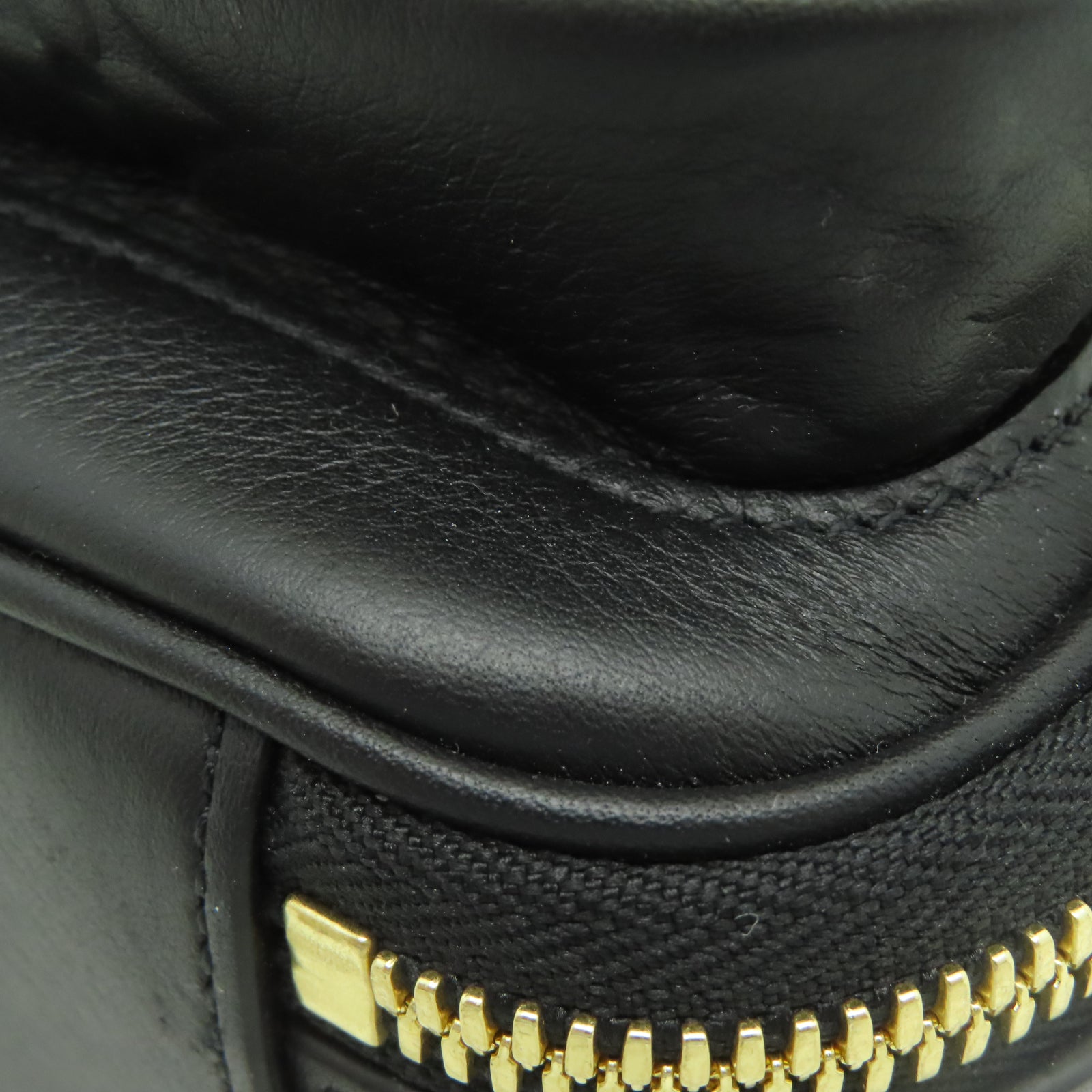 LOUIS VUITTON Cowhide Leather Utility Gold Buckle Shoulder Bag Black