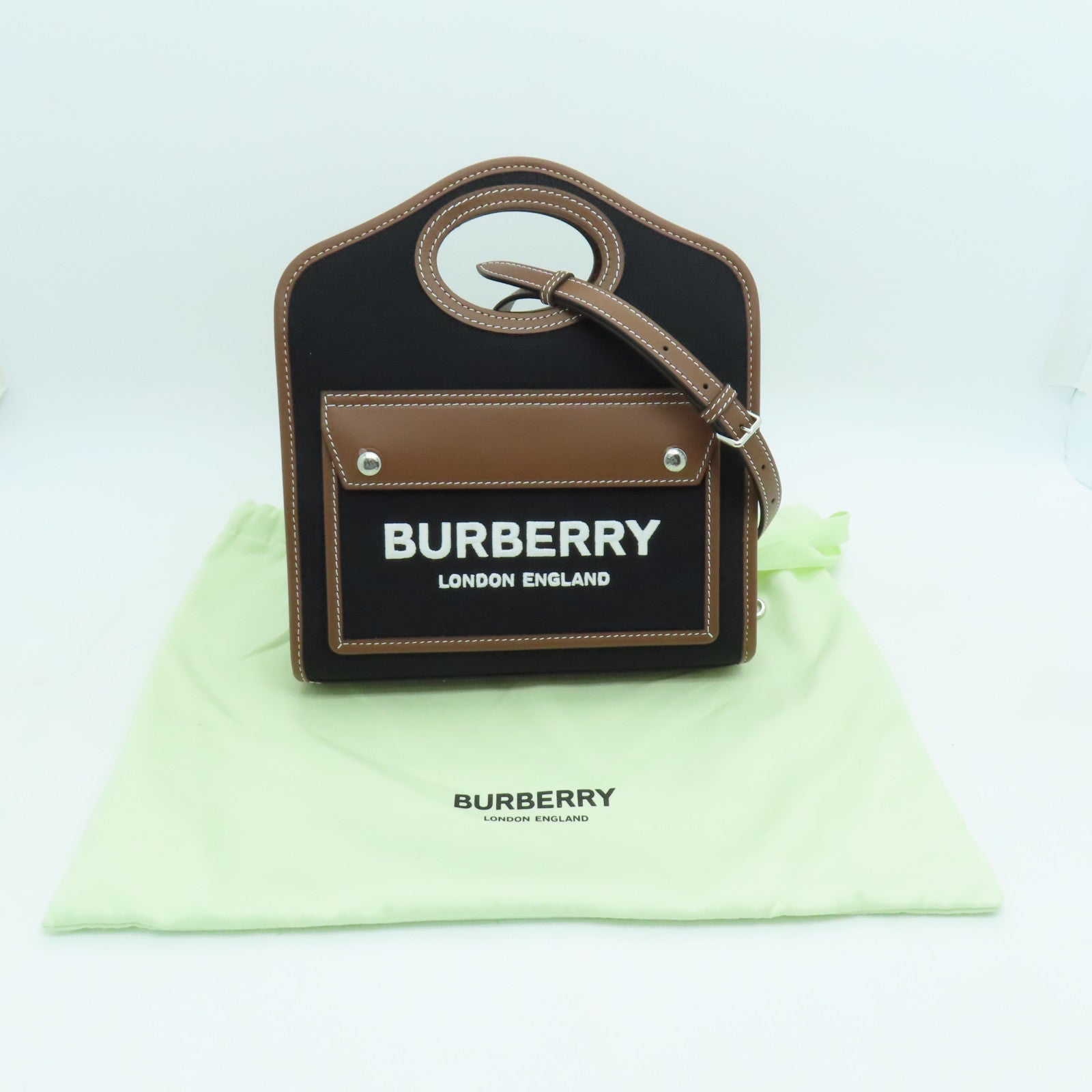 BURBERRY帆布/皮革Pocket Bag银扣手挽肩背两用袋黑色/啡色