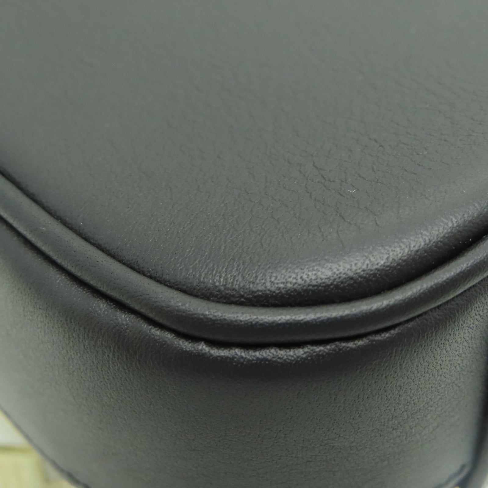 LOUIS VUITTON Cowhide Leather Utility Gold Buckle Shoulder Bag Black
