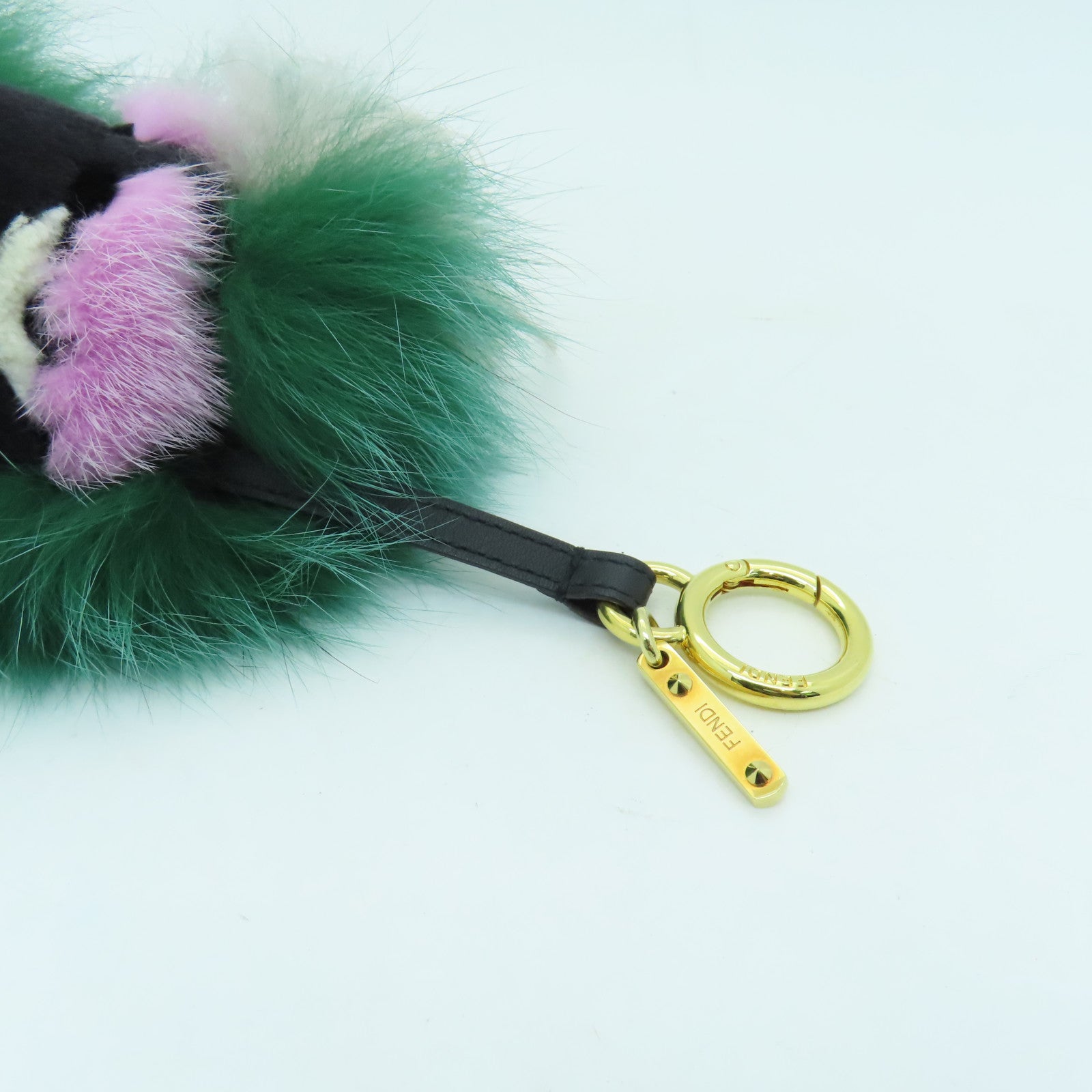 FENDI 毛茸Monster Bug Charm金扣掛飾綠色