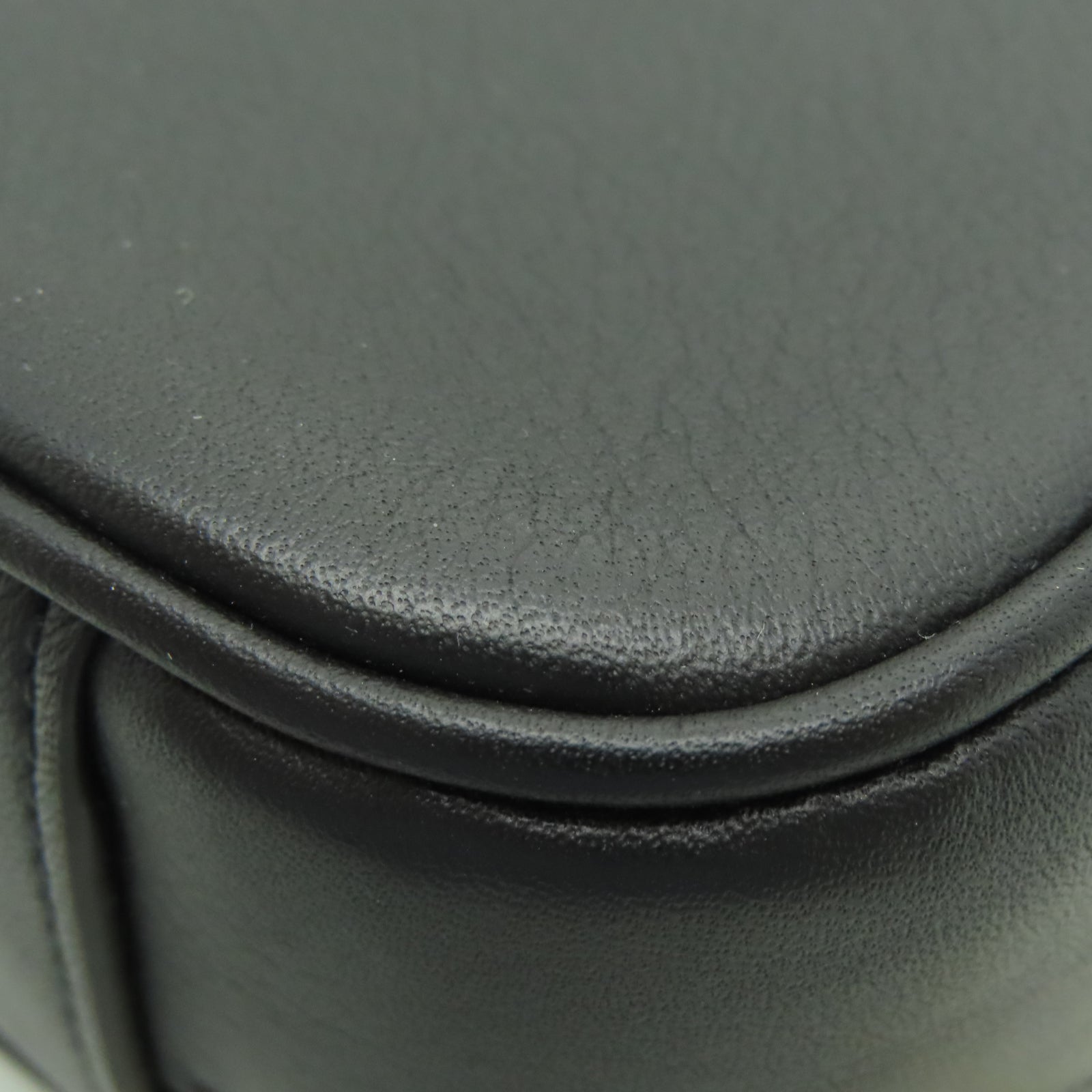 LOUIS VUITTON Cowhide Leather Utility Gold Buckle Shoulder Bag Black