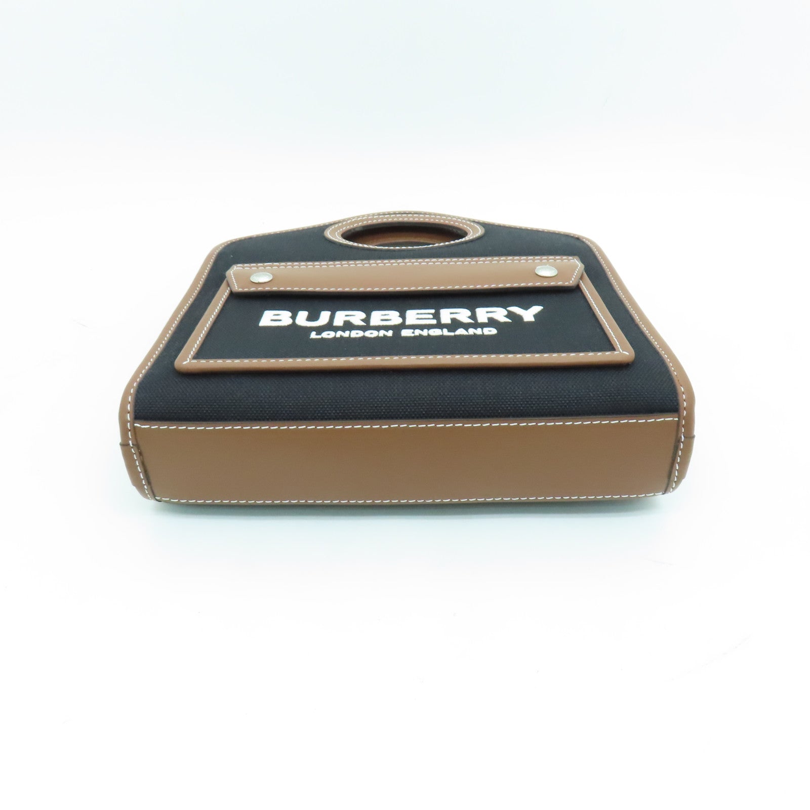 BURBERRY帆布/皮革Pocket Bag银扣手挽肩背两用袋黑色/啡色