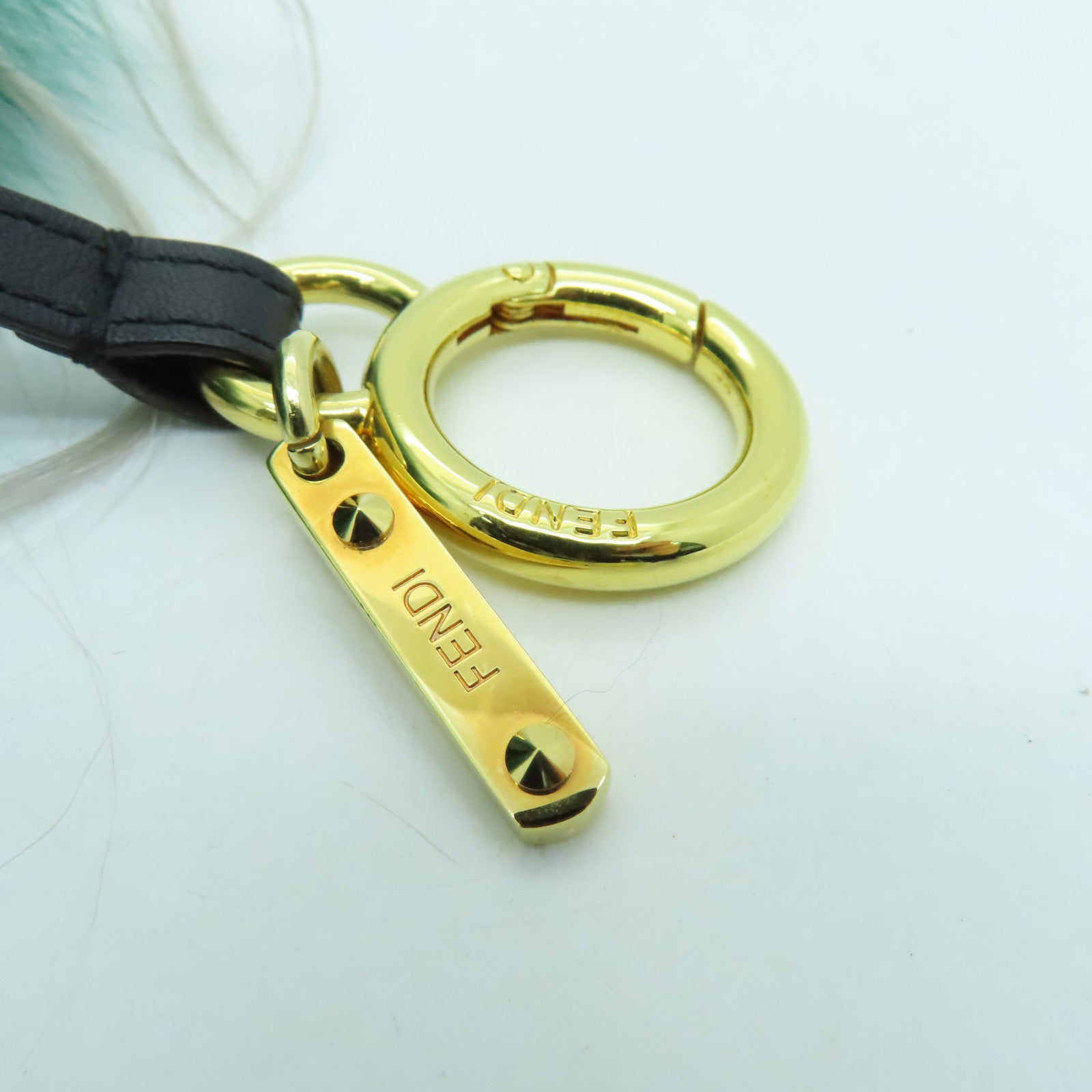 FENDI 毛茸Monster Bug Charm金扣掛飾綠色