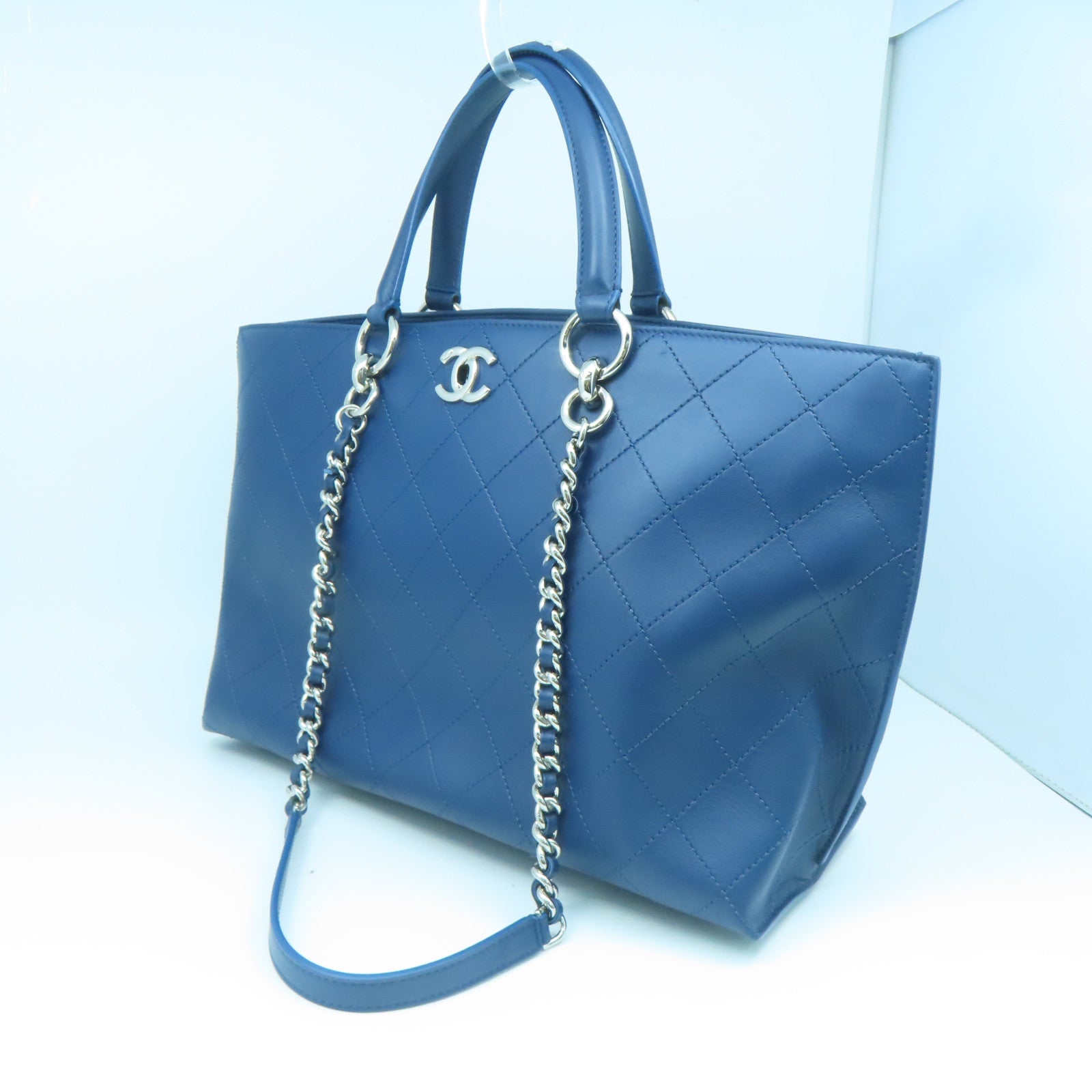 CHANEL 菱格牛皮皮革Totebag銀扣鏈帶手挽肩背兩用袋藍色