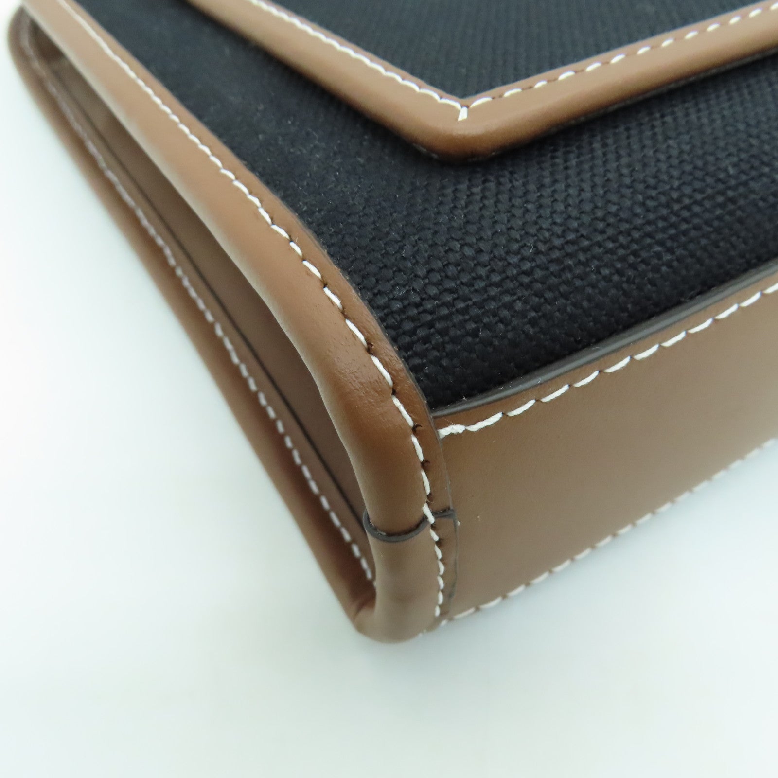 BURBERRY帆布/皮革Pocket Bag银扣手挽肩背两用袋黑色/啡色