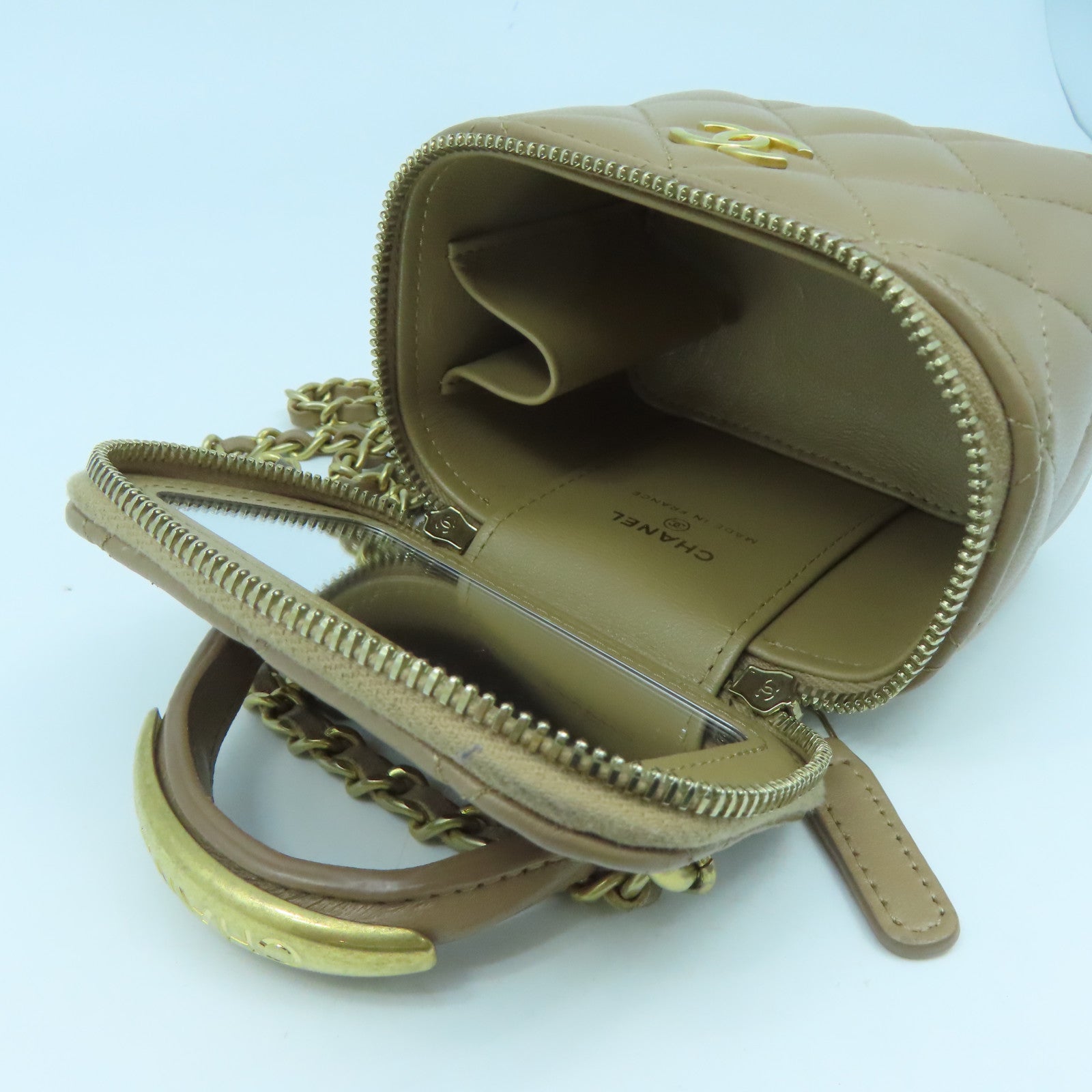CHANEL 【激減優惠】羊皮皮革Chain Shoulder金扣鏈帶肩背袋米色