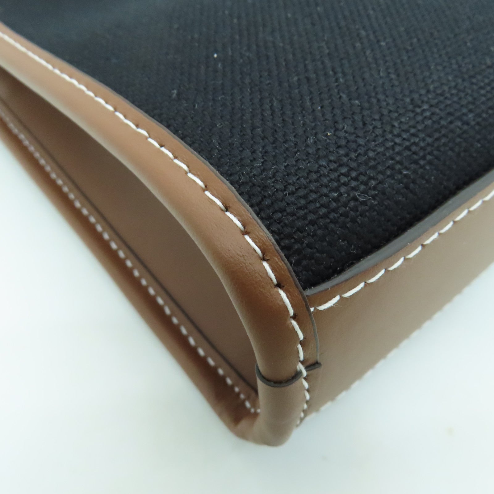 BURBERRY帆布/皮革Pocket Bag银扣手挽肩背两用袋黑色/啡色