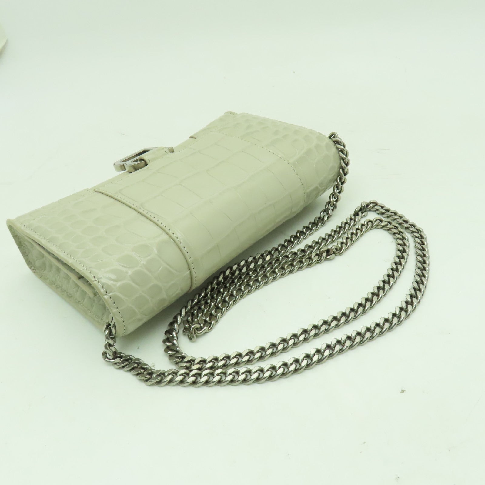 BALENCIAGA 牛皮皮革Wallet On Chain銀扣鏈帶肩背袋米色
