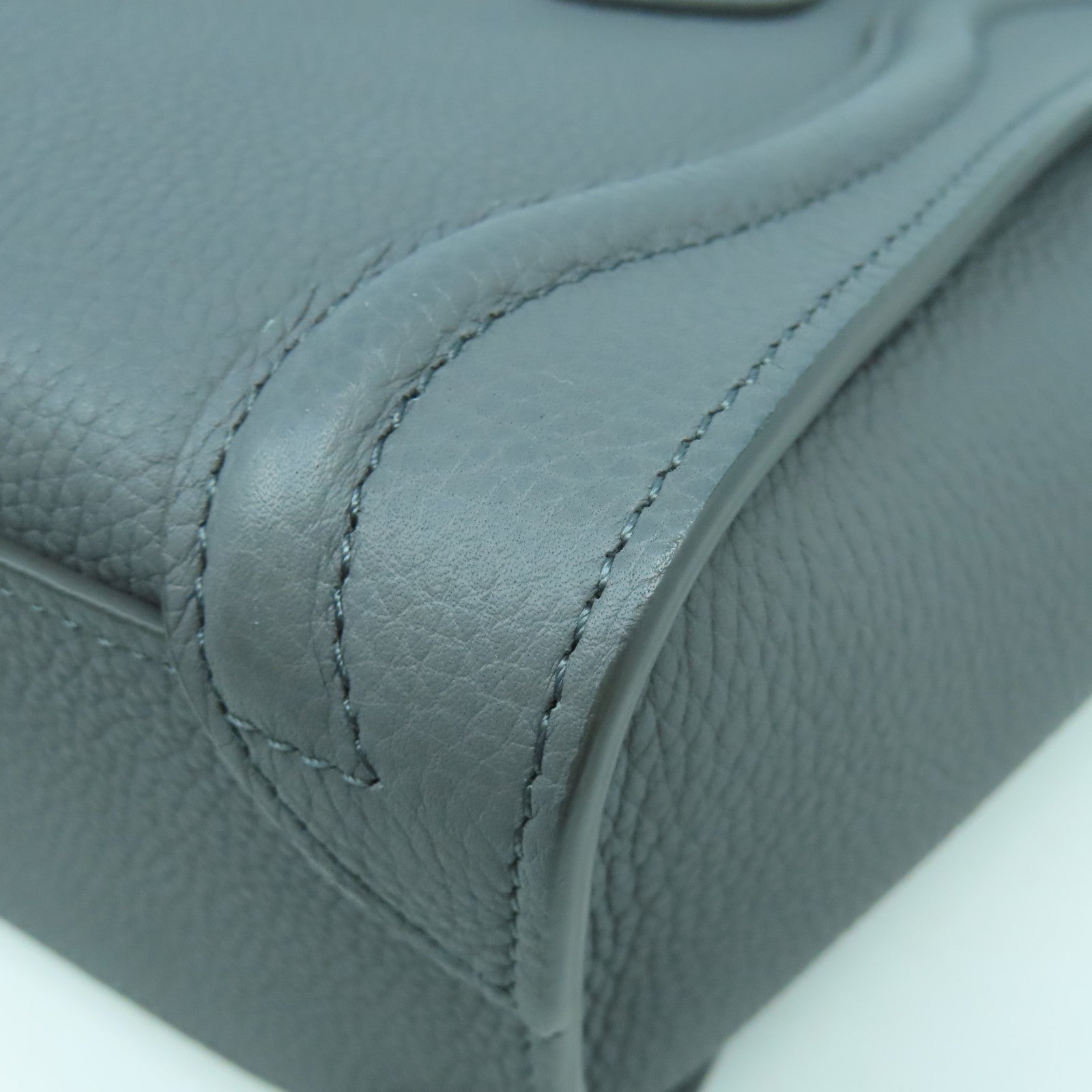 CELINE 【激減優惠】牛皮皮革Nano Luggage金扣手挽肩背兩用袋灰色