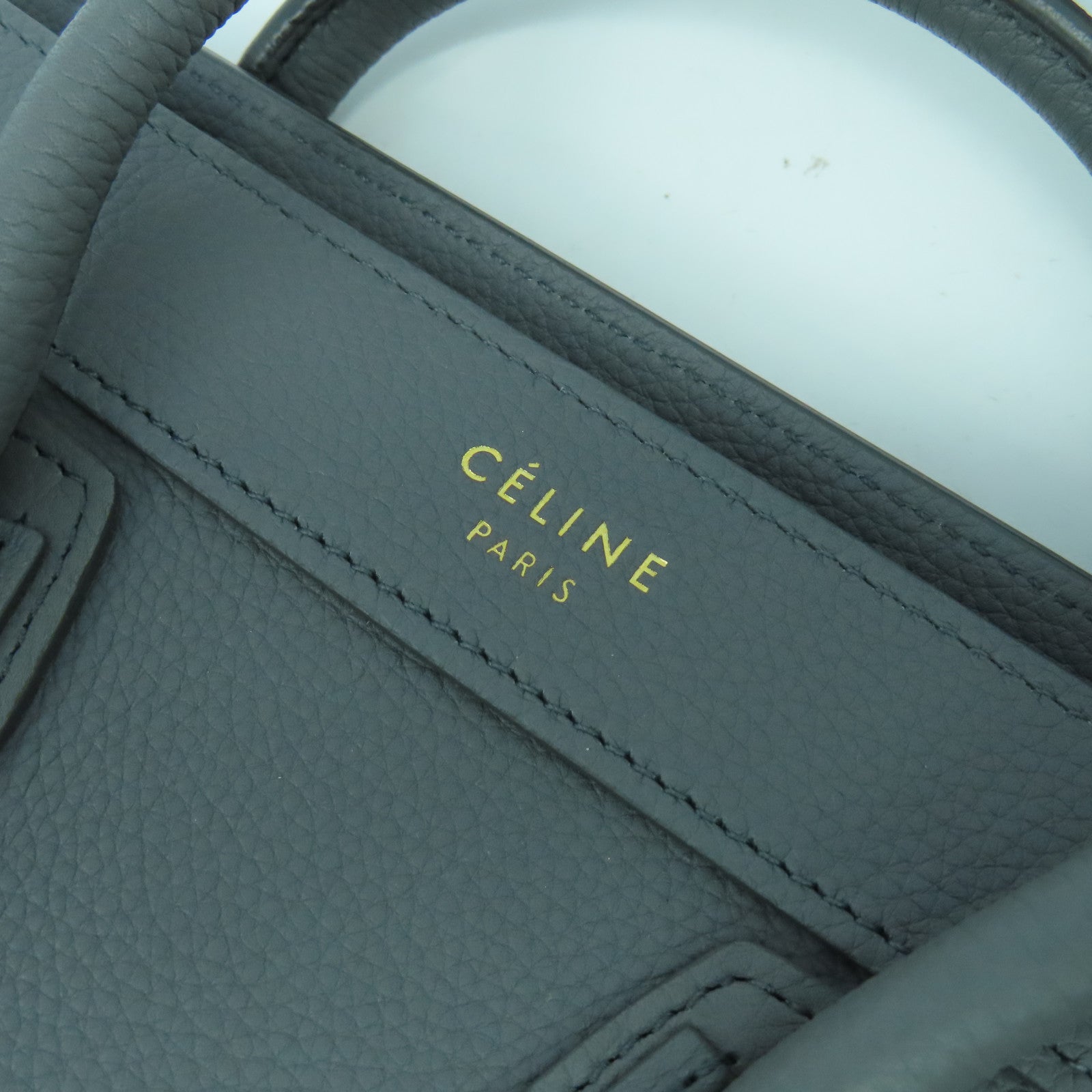 CELINE 【激減優惠】牛皮皮革Nano Luggage金扣手挽肩背兩用袋灰色