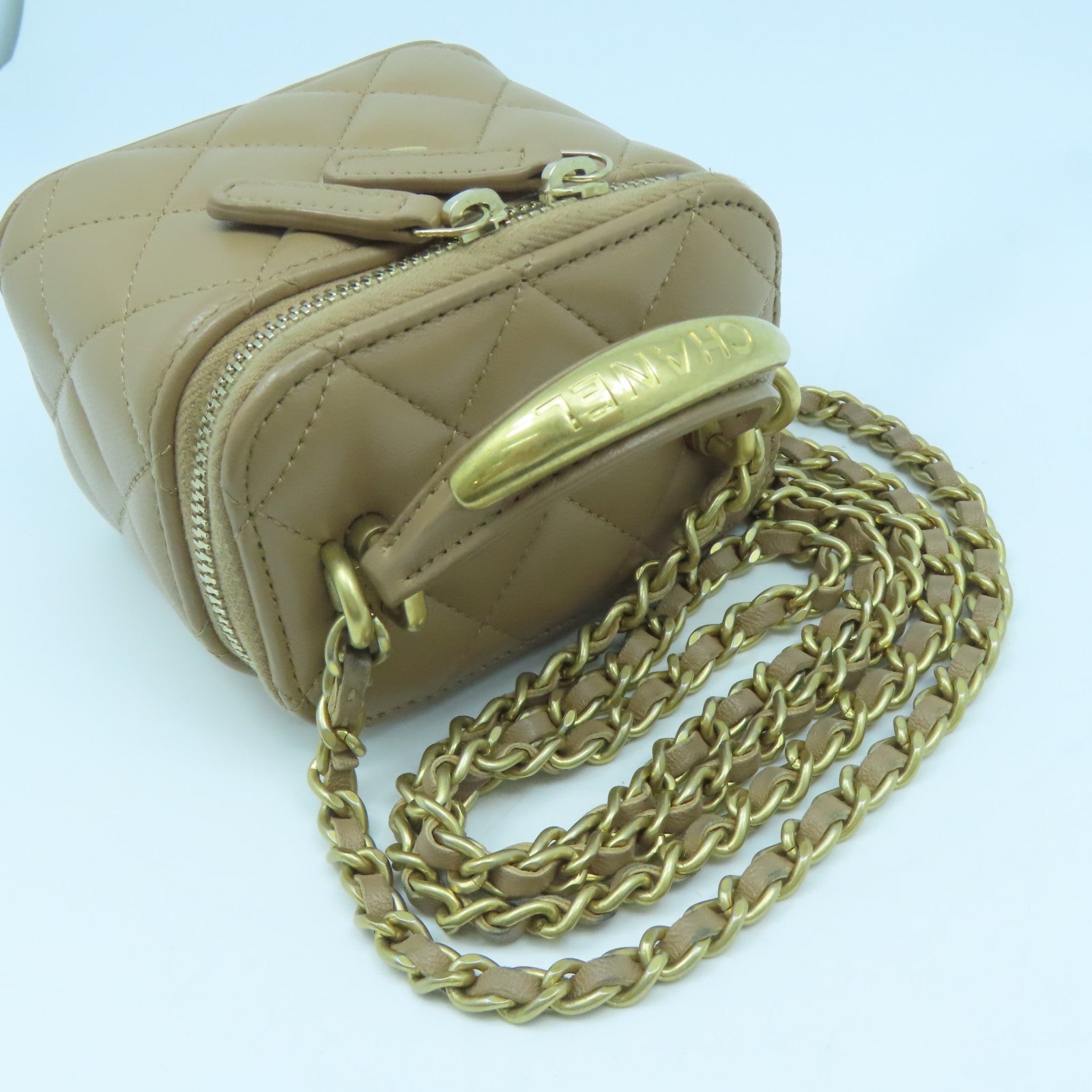 CHANEL 【激減優惠】羊皮皮革Chain Shoulder金扣鏈帶肩背袋米色
