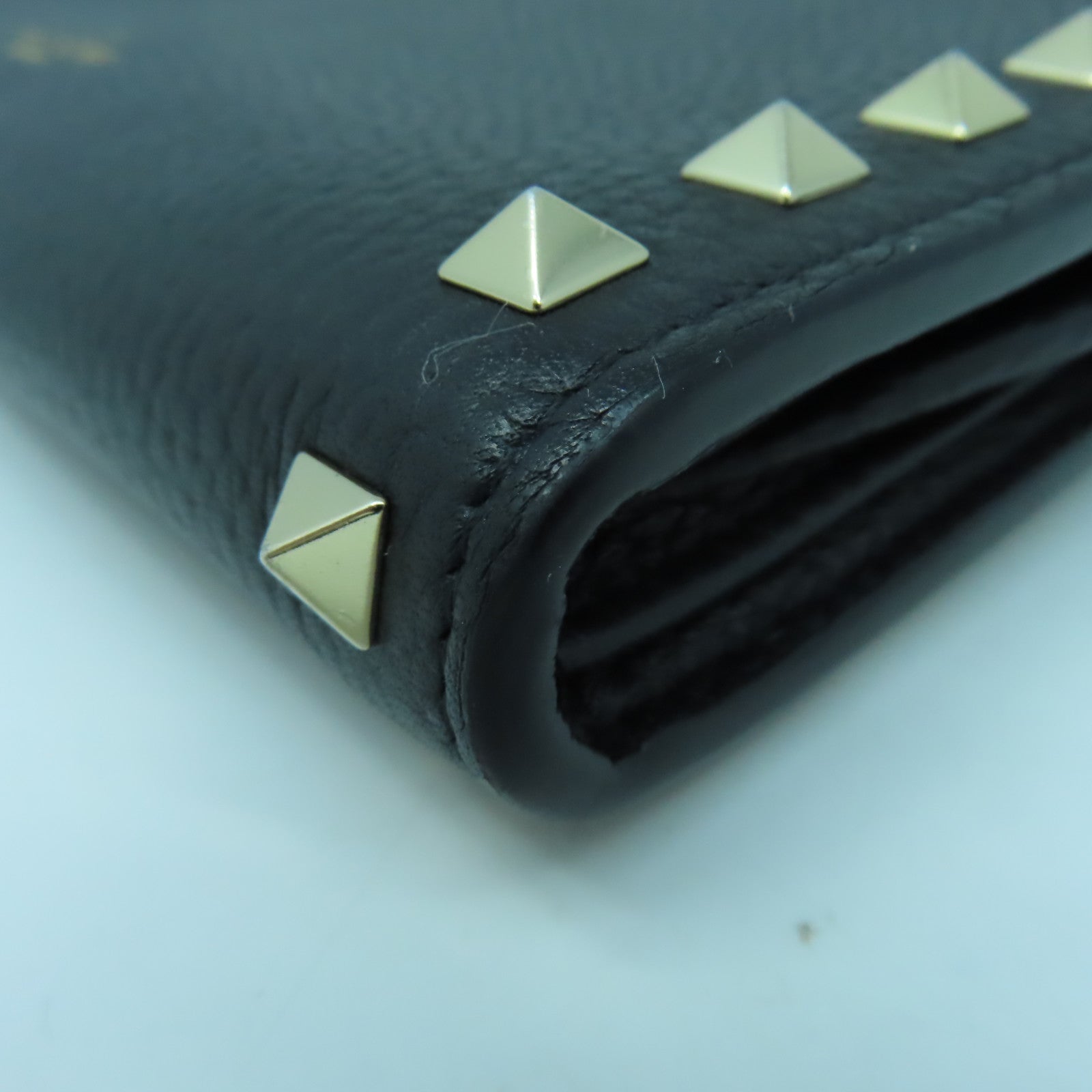Valentino 牛皮皮革Chain Shoulder金扣鏈帶肩背袋黑色