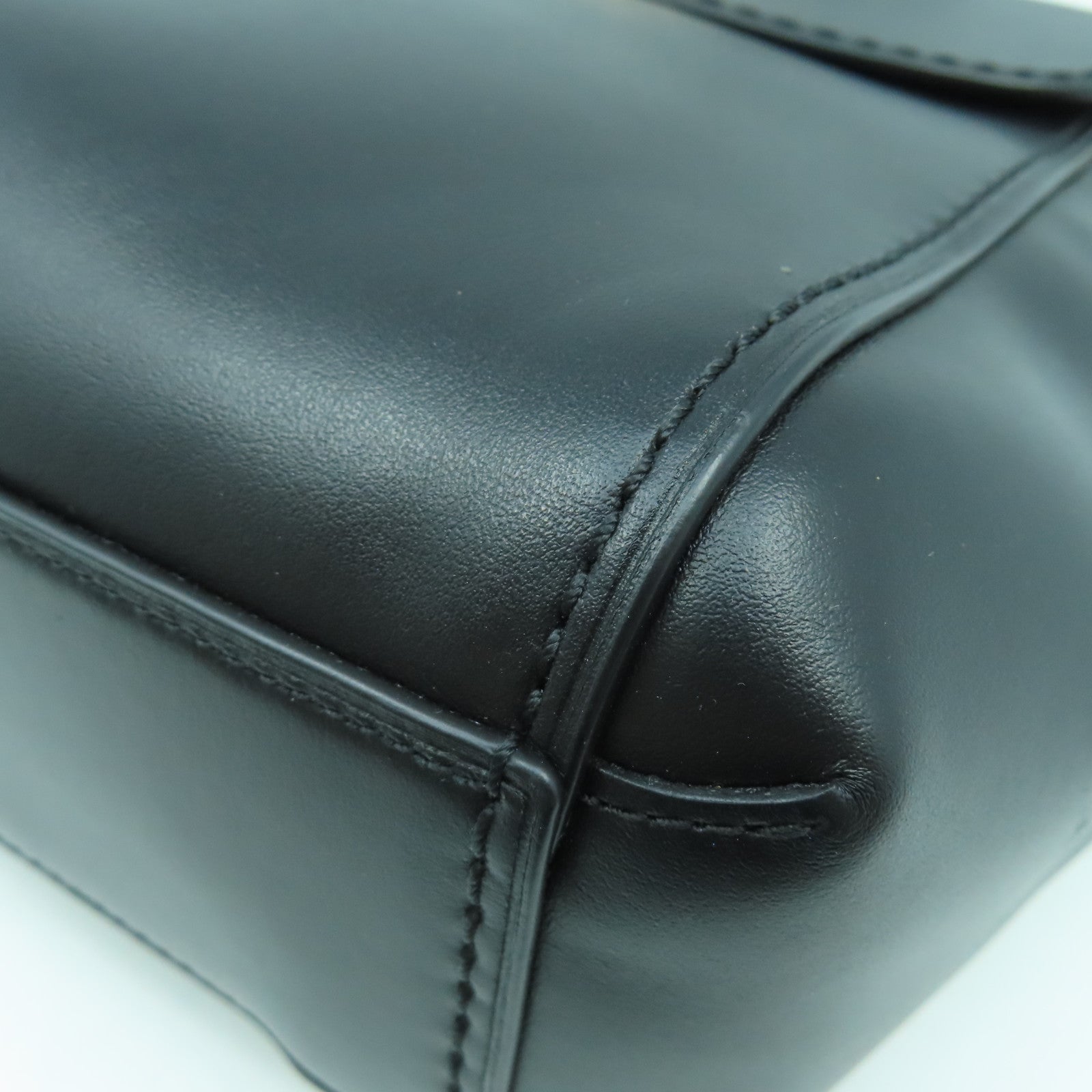 COACH 牛皮皮革Backpack金扣鏈帶肩背袋黑色