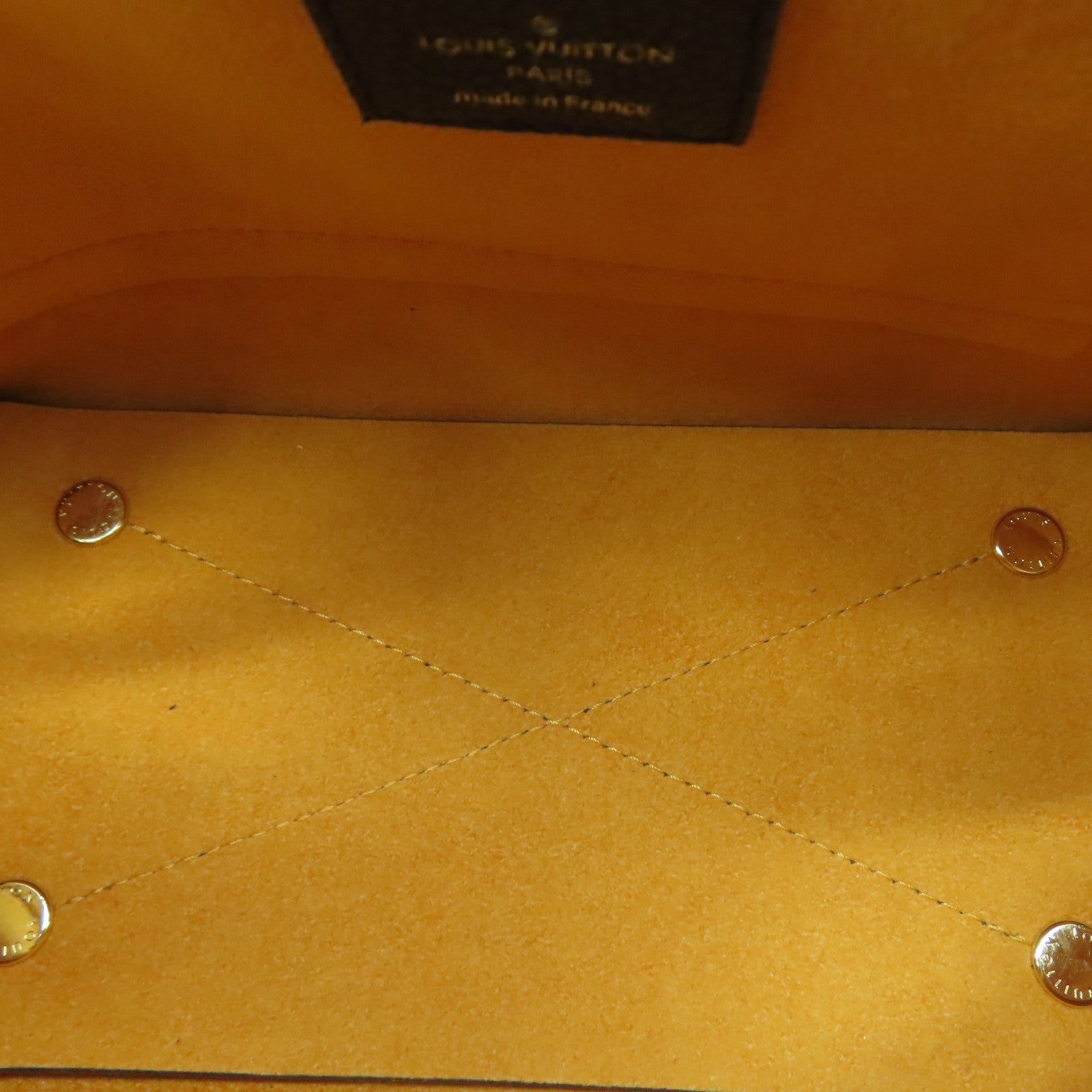 LOUIS VUITTON Monogram Empreinte Neo Alma BB金扣手挽肩背兩用袋黑色