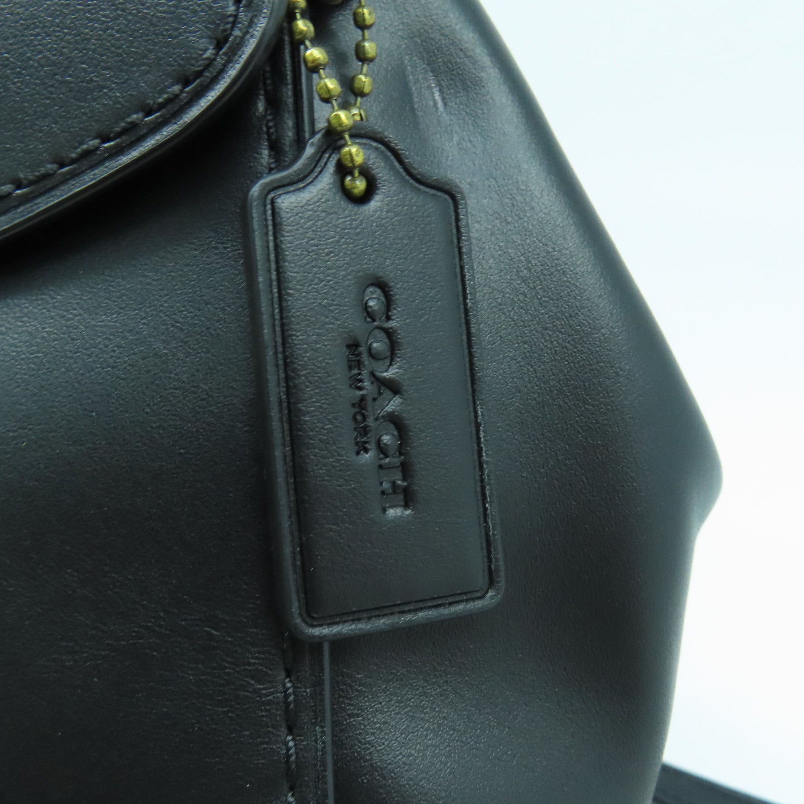 COACH 牛皮皮革Backpack金扣鏈帶肩背袋黑色