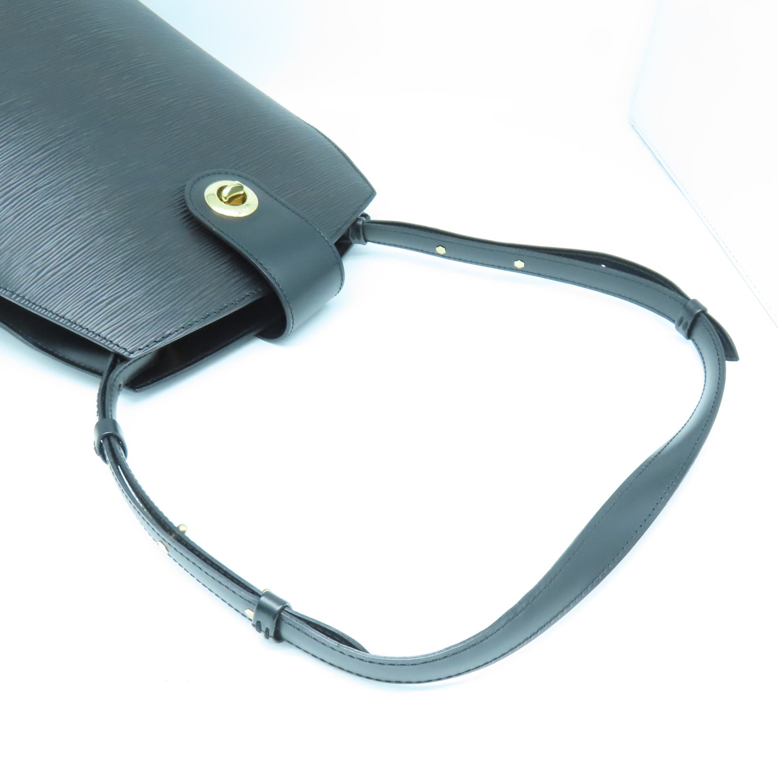 LOUIS VUITTON Epi Cluny金扣肩背袋黑色